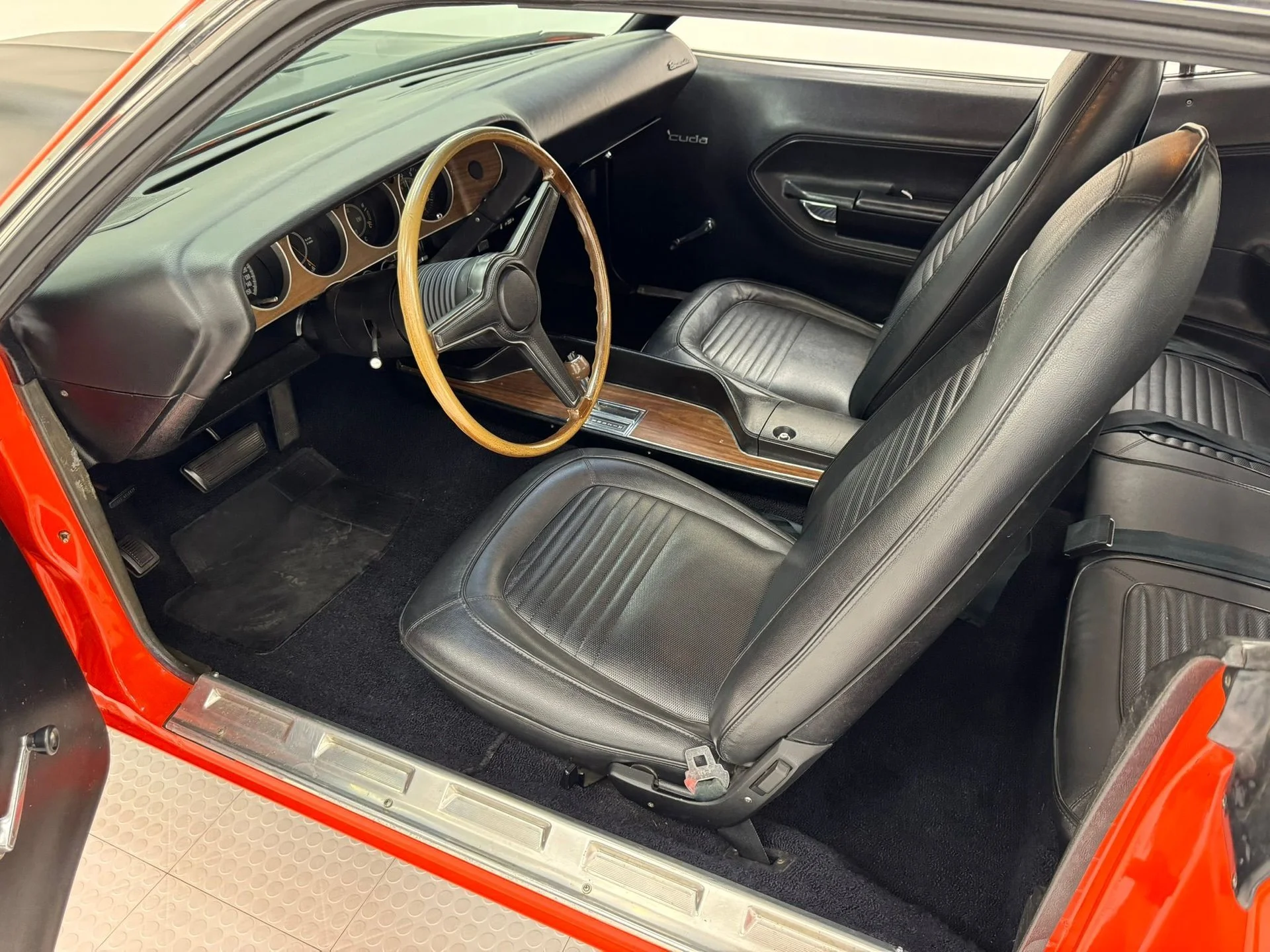 1970-plymouth-aar-cuda-hardtop (26).jfif