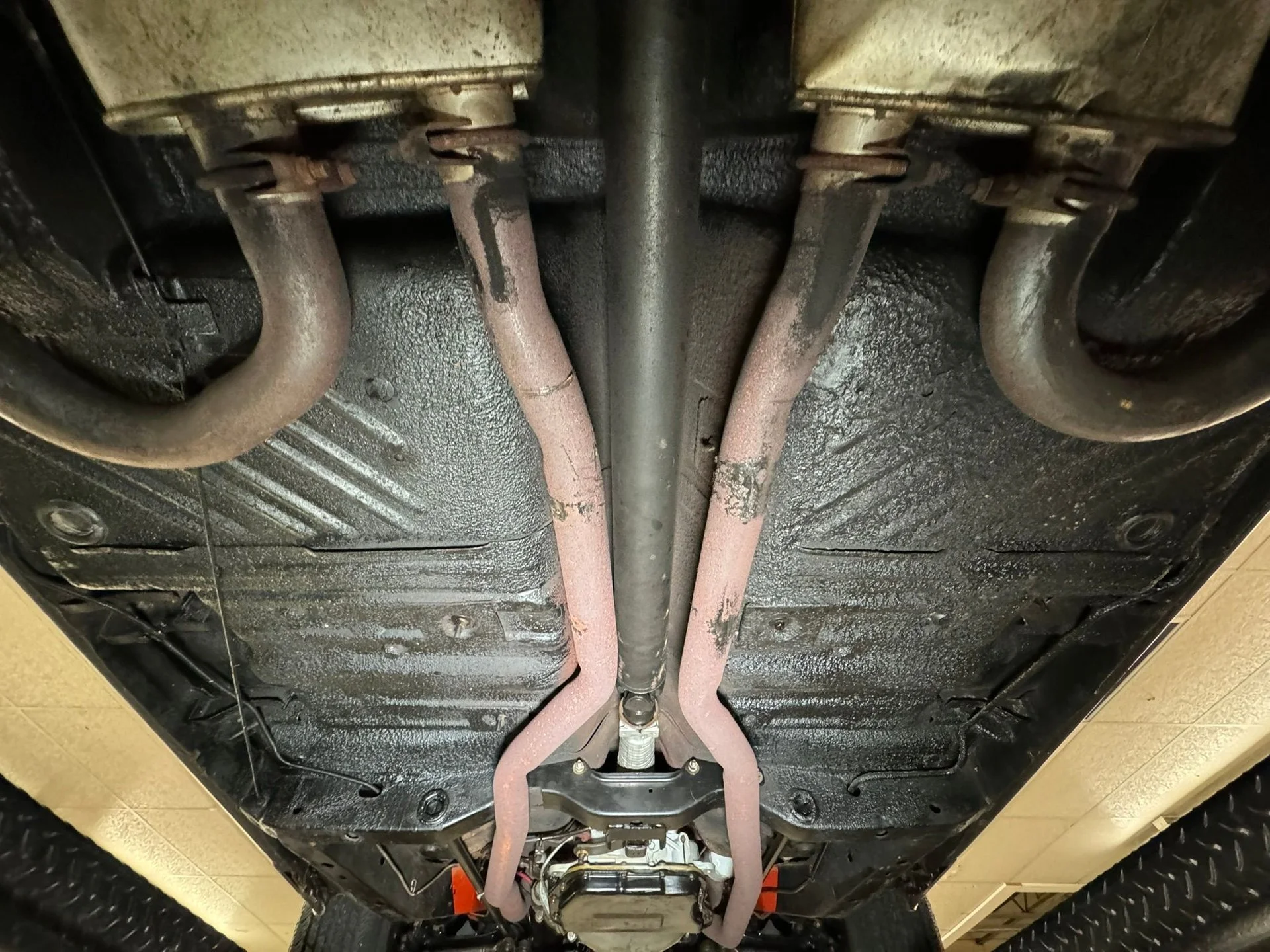 1970-plymouth-aar-cuda-hardtop (40).jfif