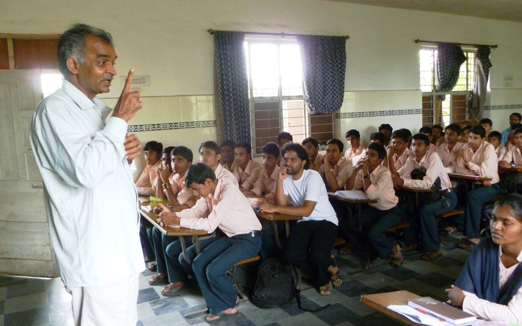 Ranganathaiah during one of his interactions with students at DVS Composite Junior College, Shivamogga in 2011
