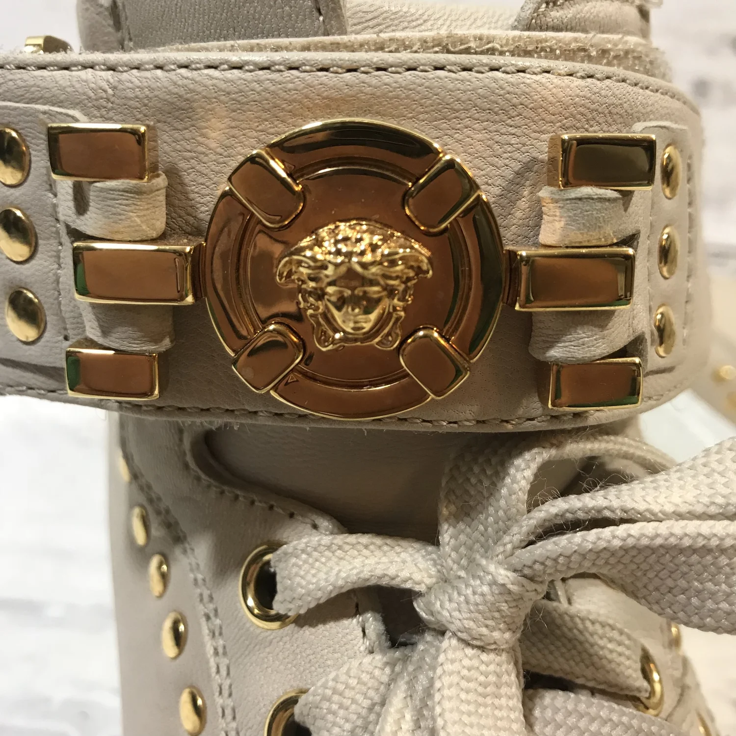 お決まり品 Y2K 美品‼︎ Versace 高級 ビジュー付 タンク $_57