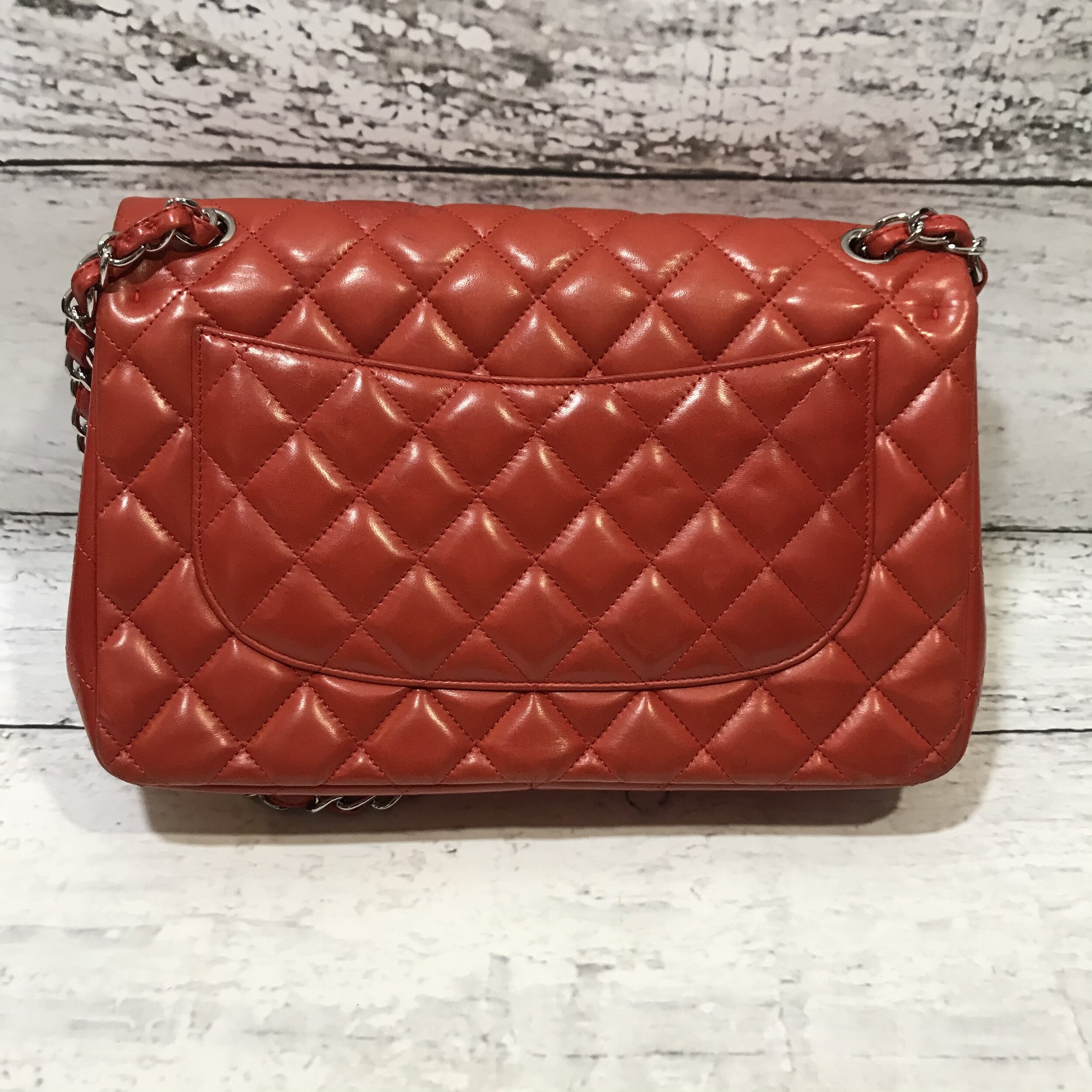 BD0025F4-E7FD-49D0-B8A6-6053D1075009