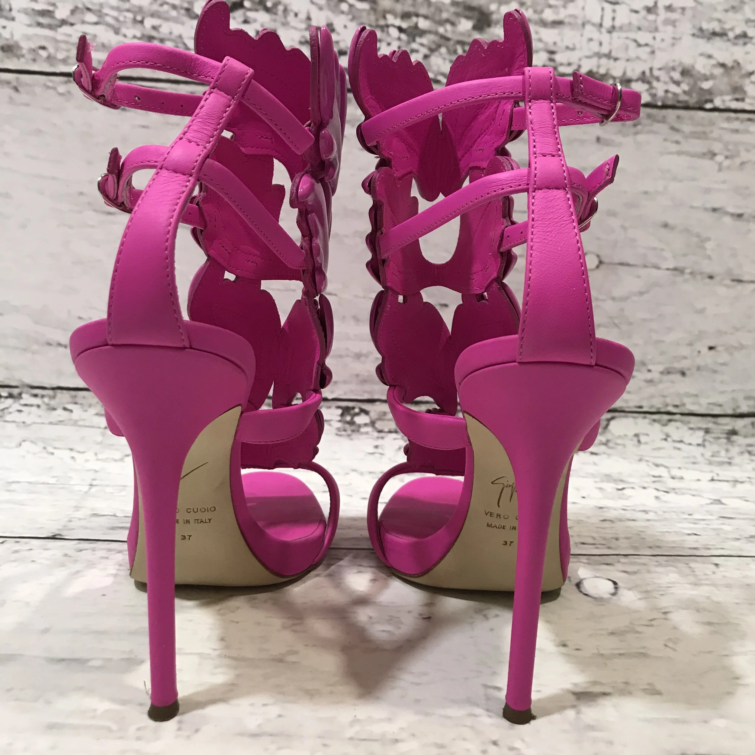 33FC34D5-2D7D-4398-9BCE-541419A231B1