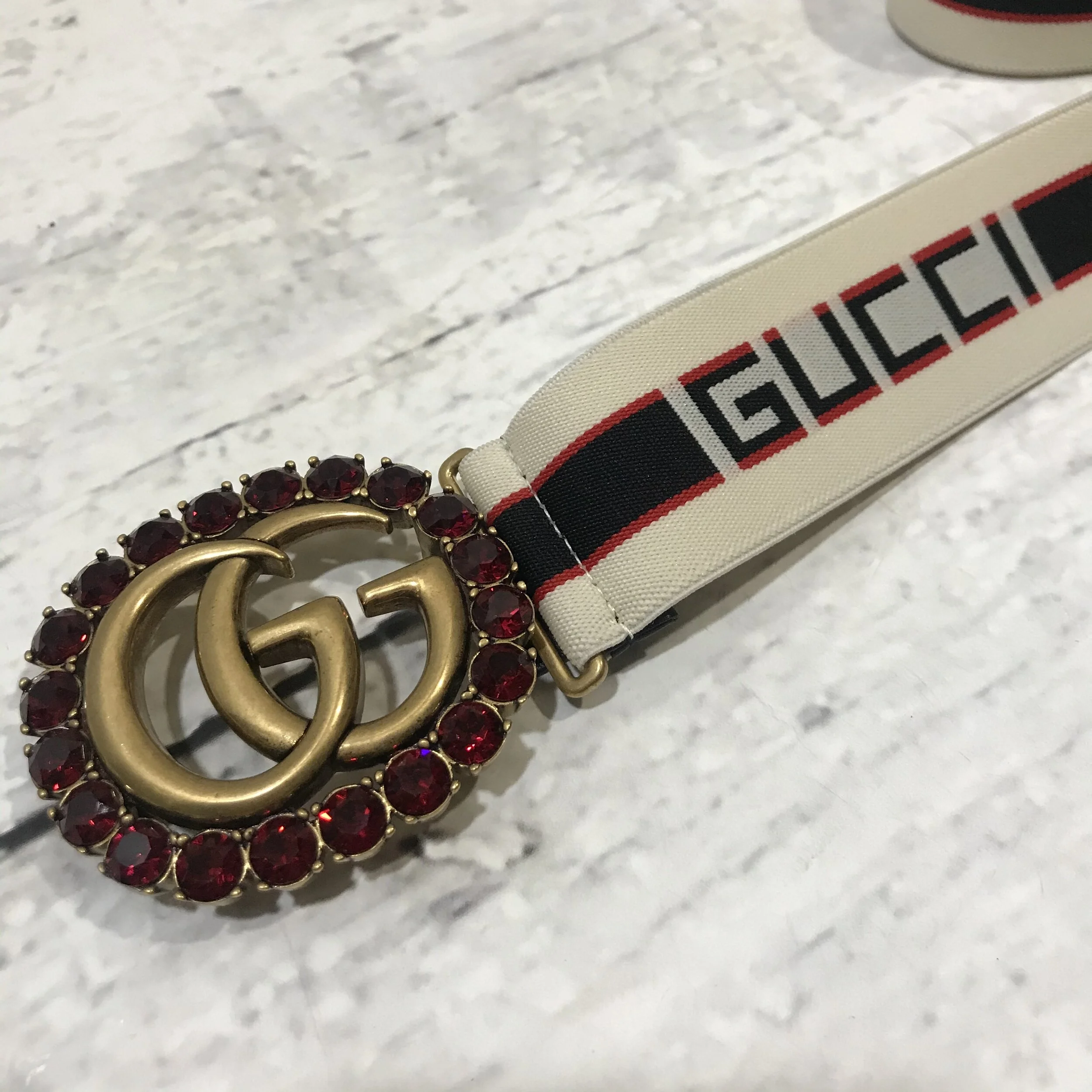 46968546-85C2-4634-981F-B720AD1EBACB