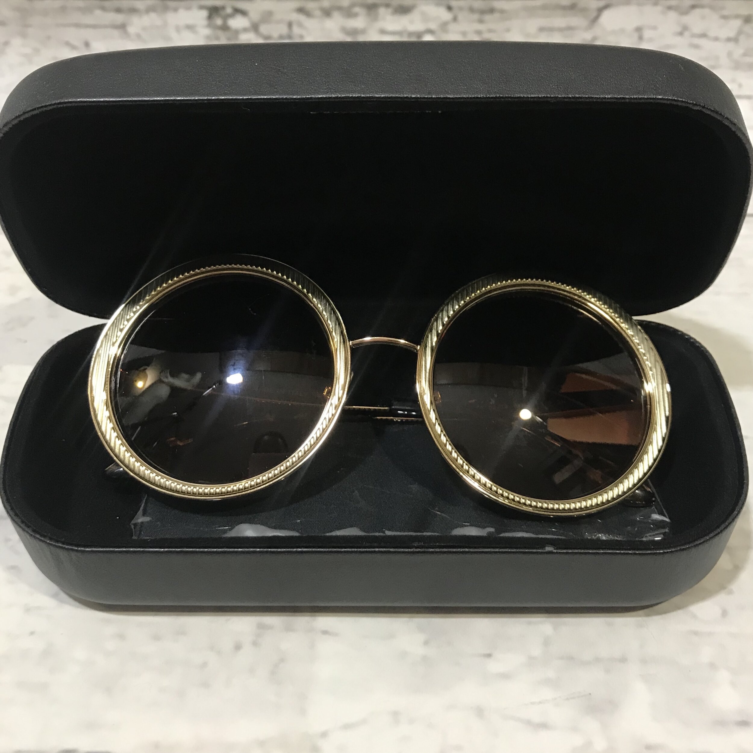 21BB85CD-24B2-4563-BF29-897FDFAA5087