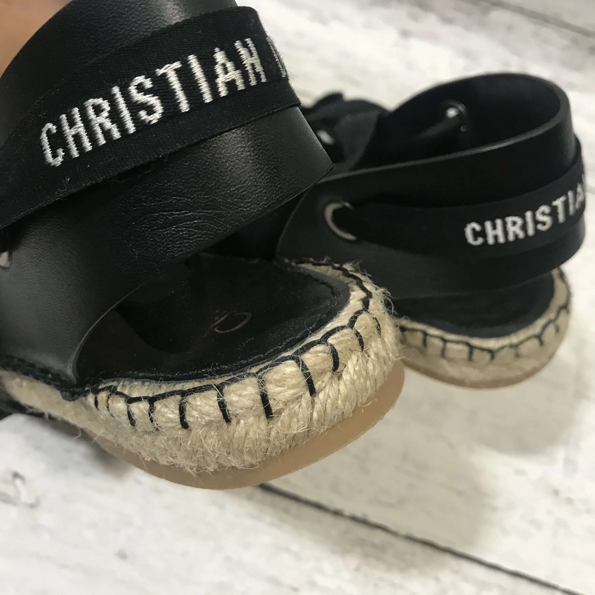 1F8B3684-B212-40C9-AF0C-FFDFDDB1FC95