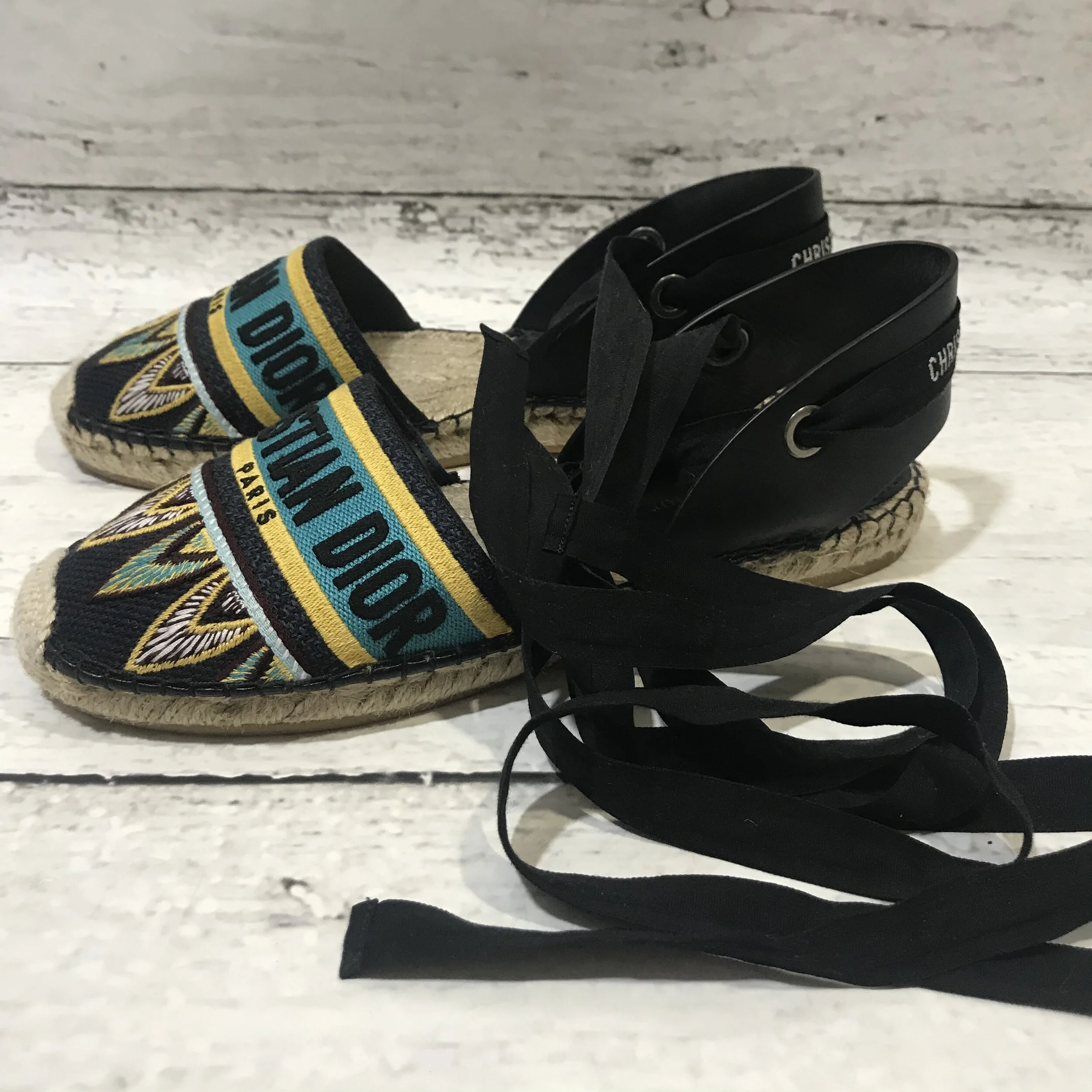 E8FD1211-EF36-43DB-8DA9-07A9C630E628