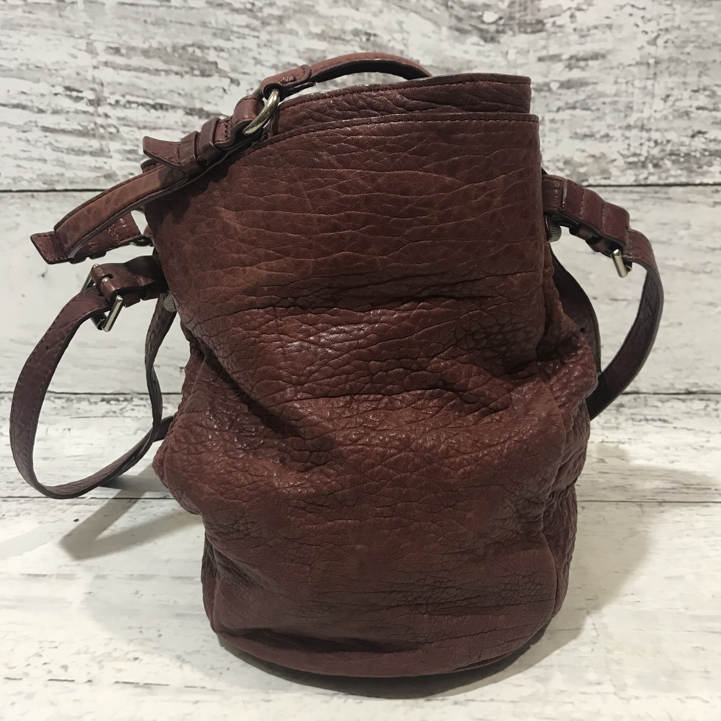 0AD44FE9-DE37-4FE9-8469-219626D12934