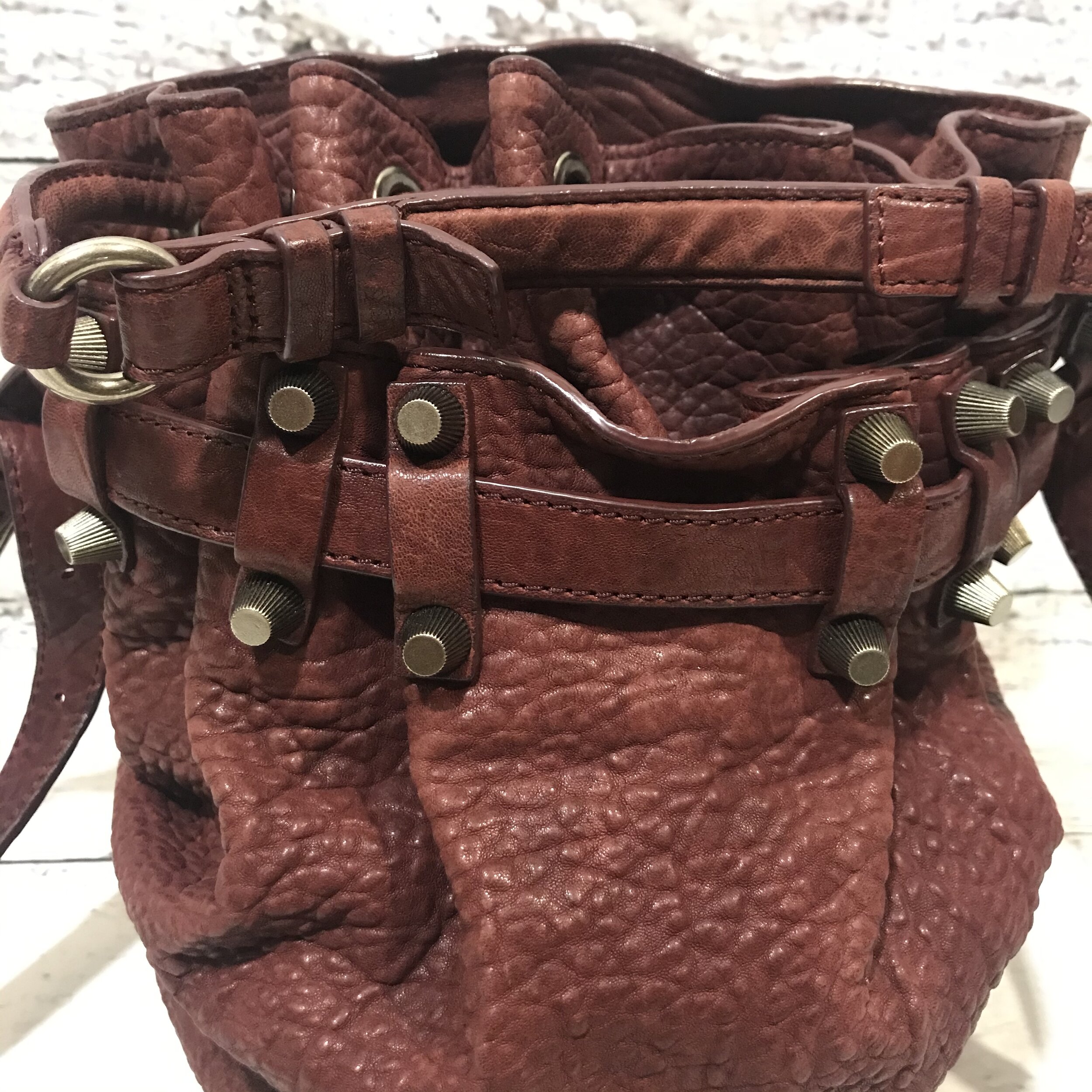 913100D7-A8C6-451C-8098-ACFCDE772D68