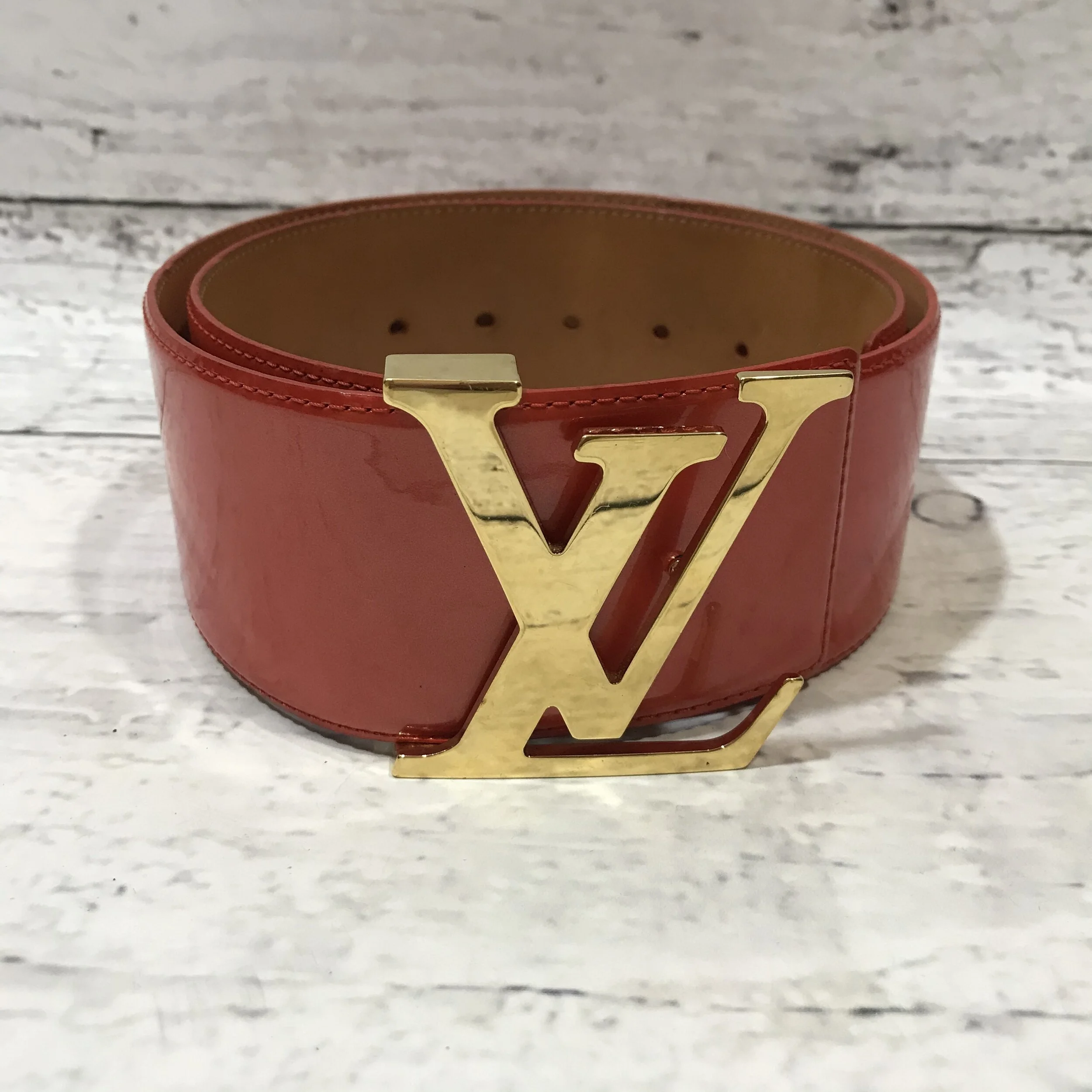 7B44A5F2-174F-4939-8C3B-8CA979E51D18