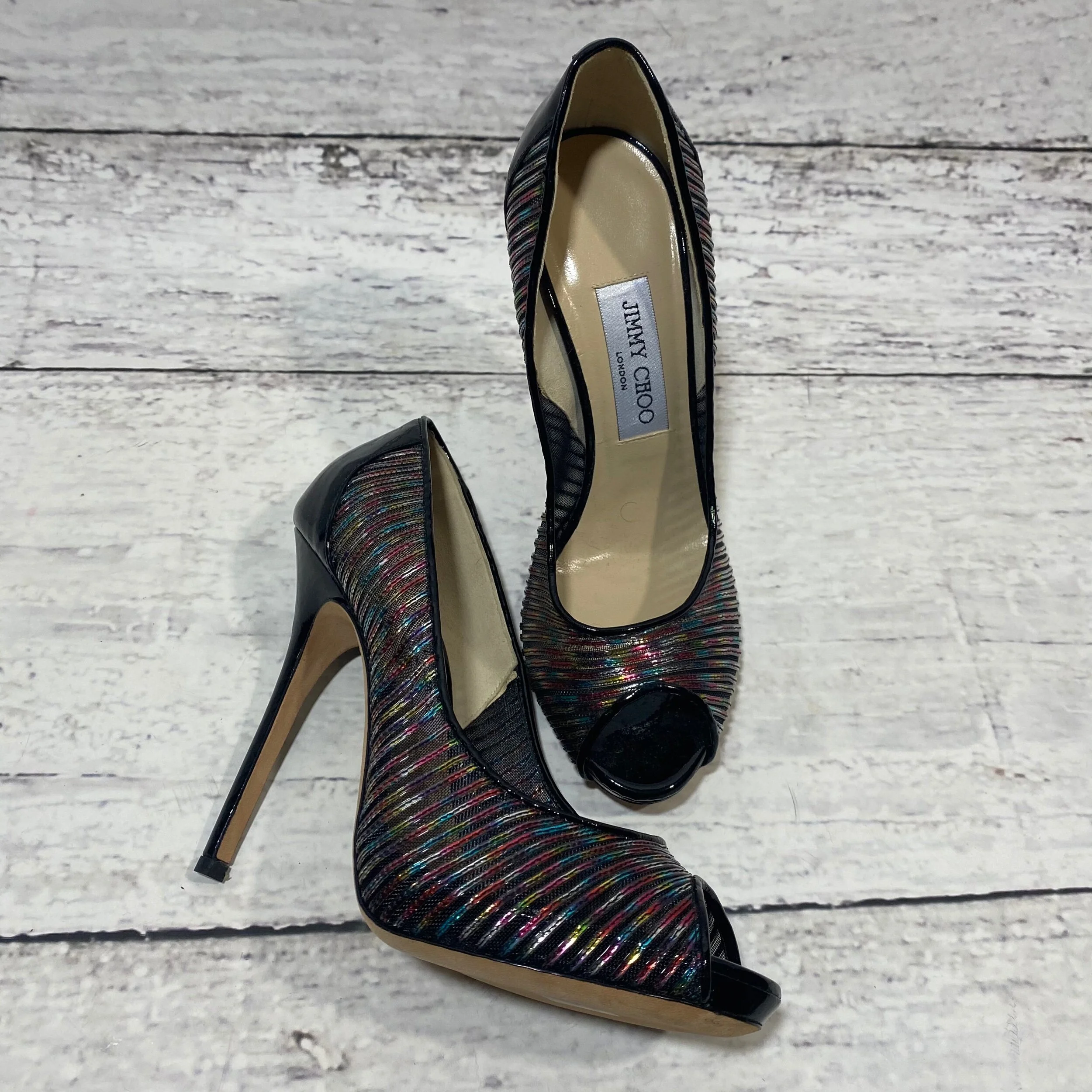 3F848A65-55A7-4D33-84F9-8BF53D487992