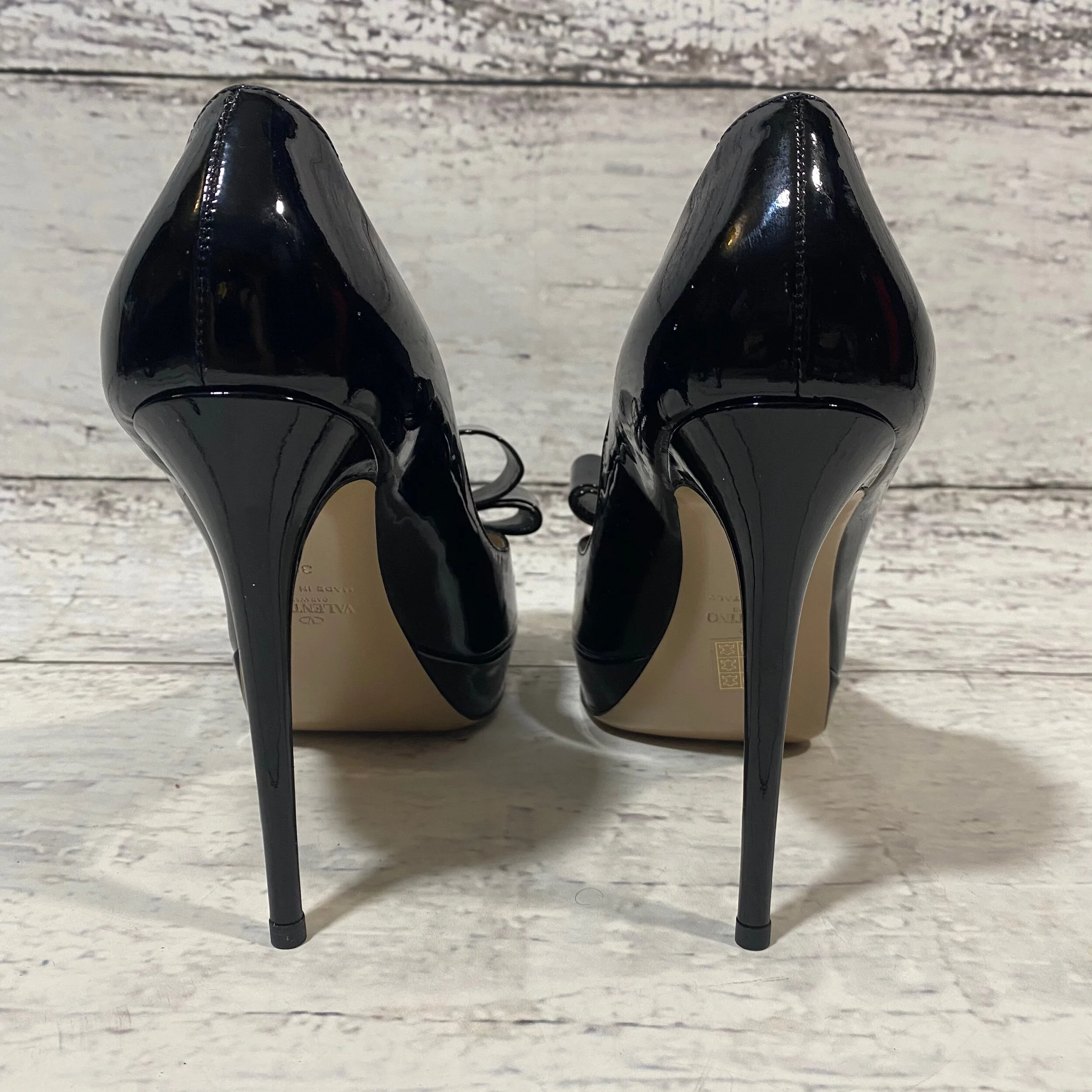 F26B83F9-0D37-4208-A1B9-67E0F11ECAE7