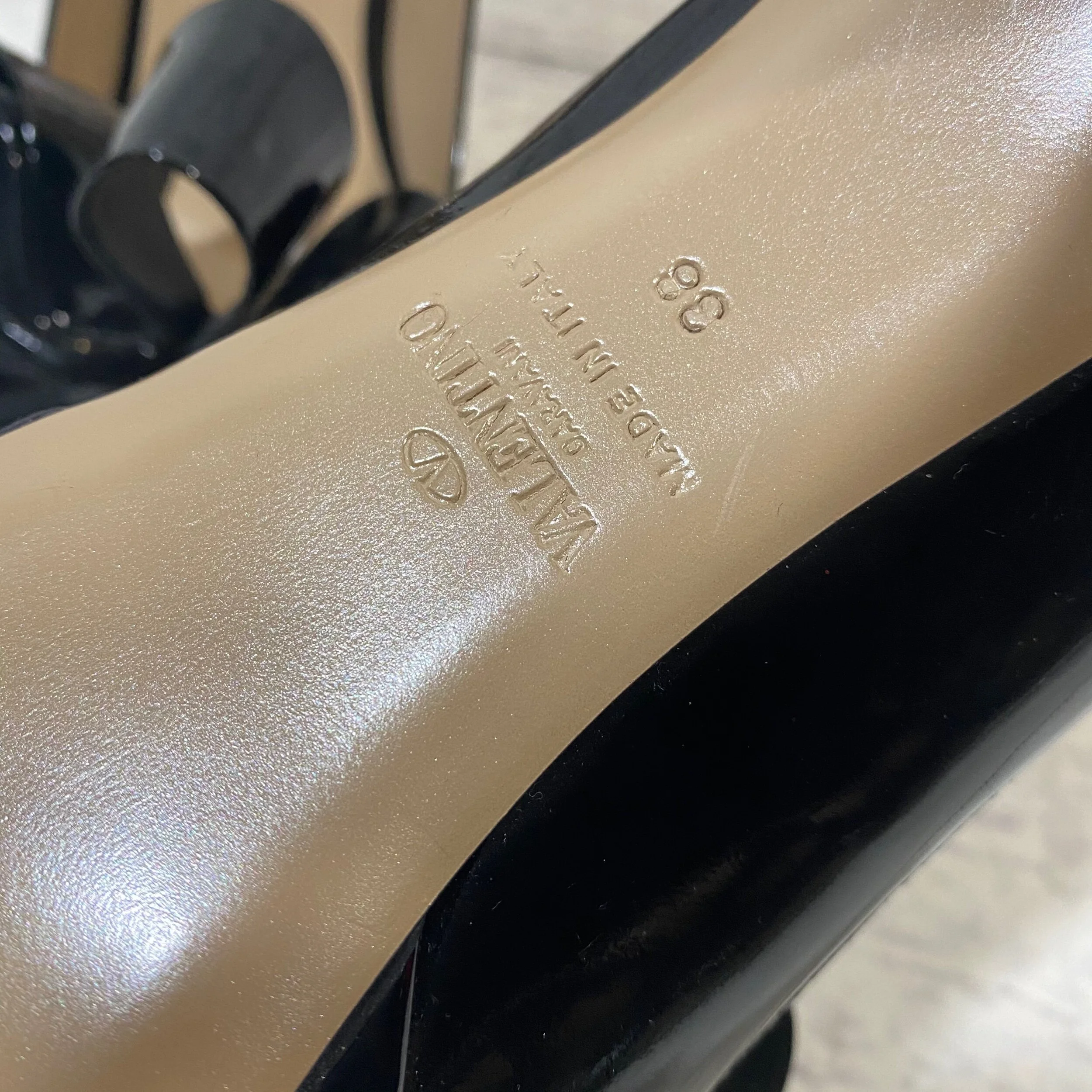 BF9FFB9A-690A-4F2A-8FB9-79800A254E6A