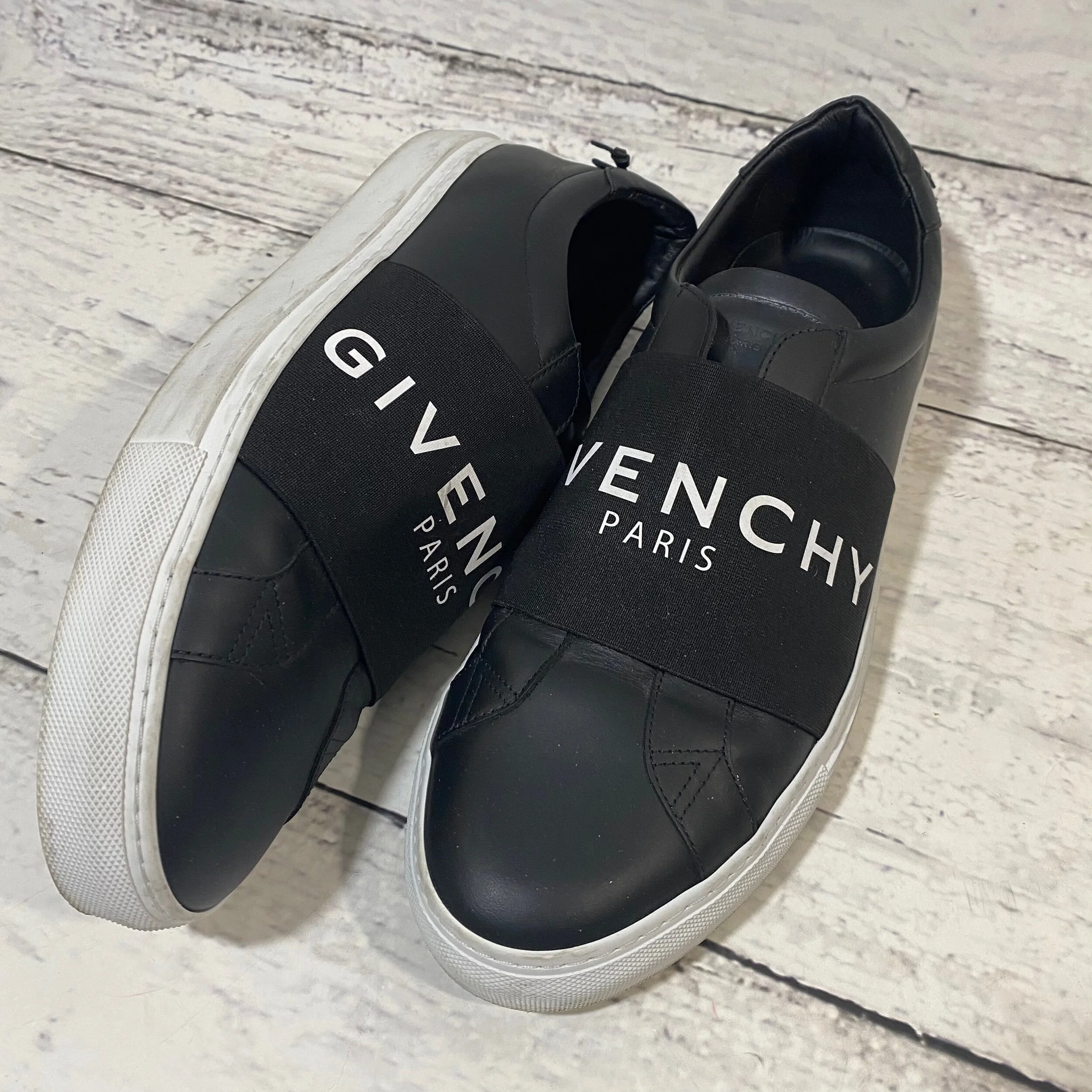 E65D48A6-3A89-4455-B5AB-571DFCA8E1BB