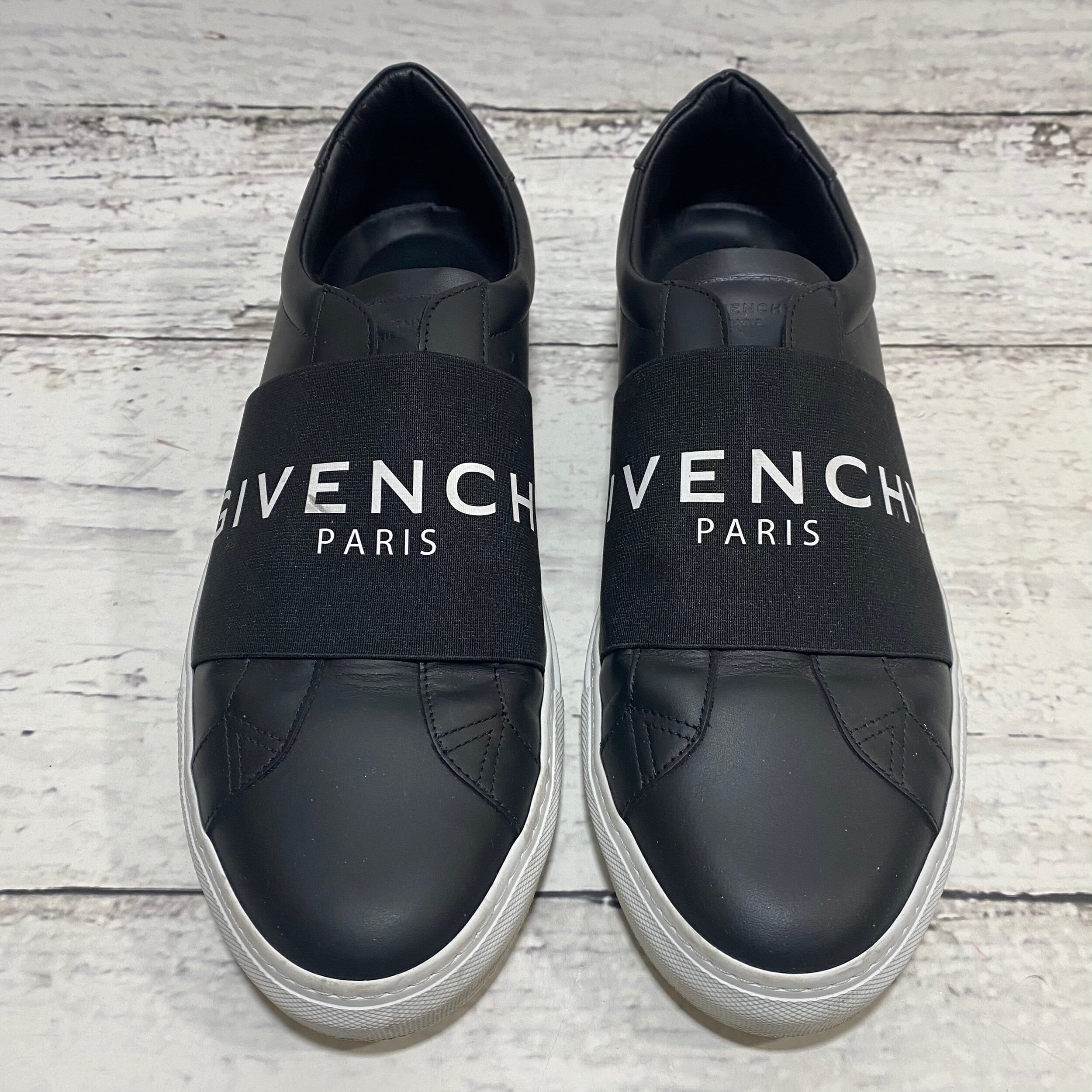 C1ACA3E5-7872-428E-9836-26970858A265