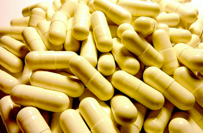 Ephedra Banned by Feds (PDF) NY Daily News