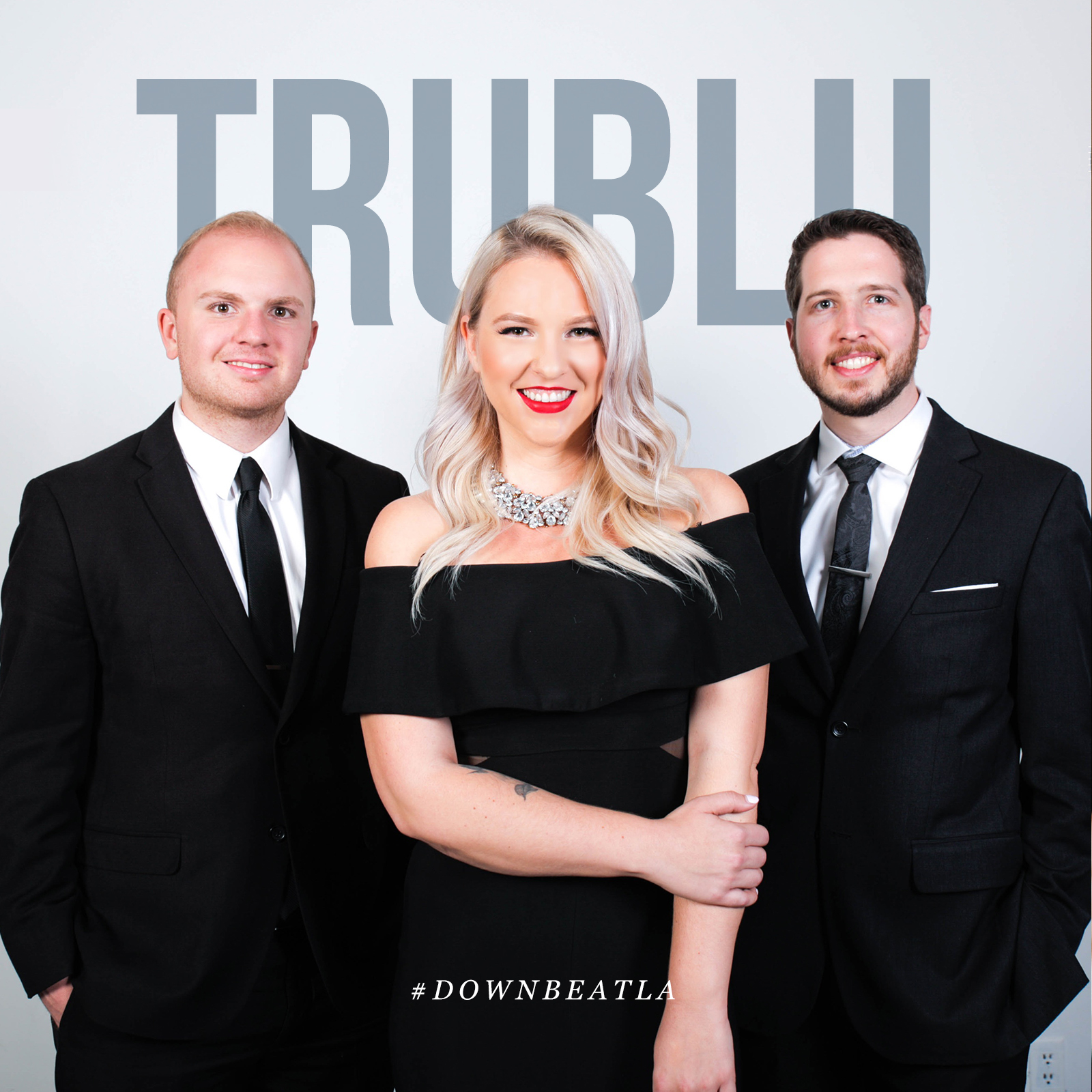 TruBlu-Trip-Sarah-Mid.jpg