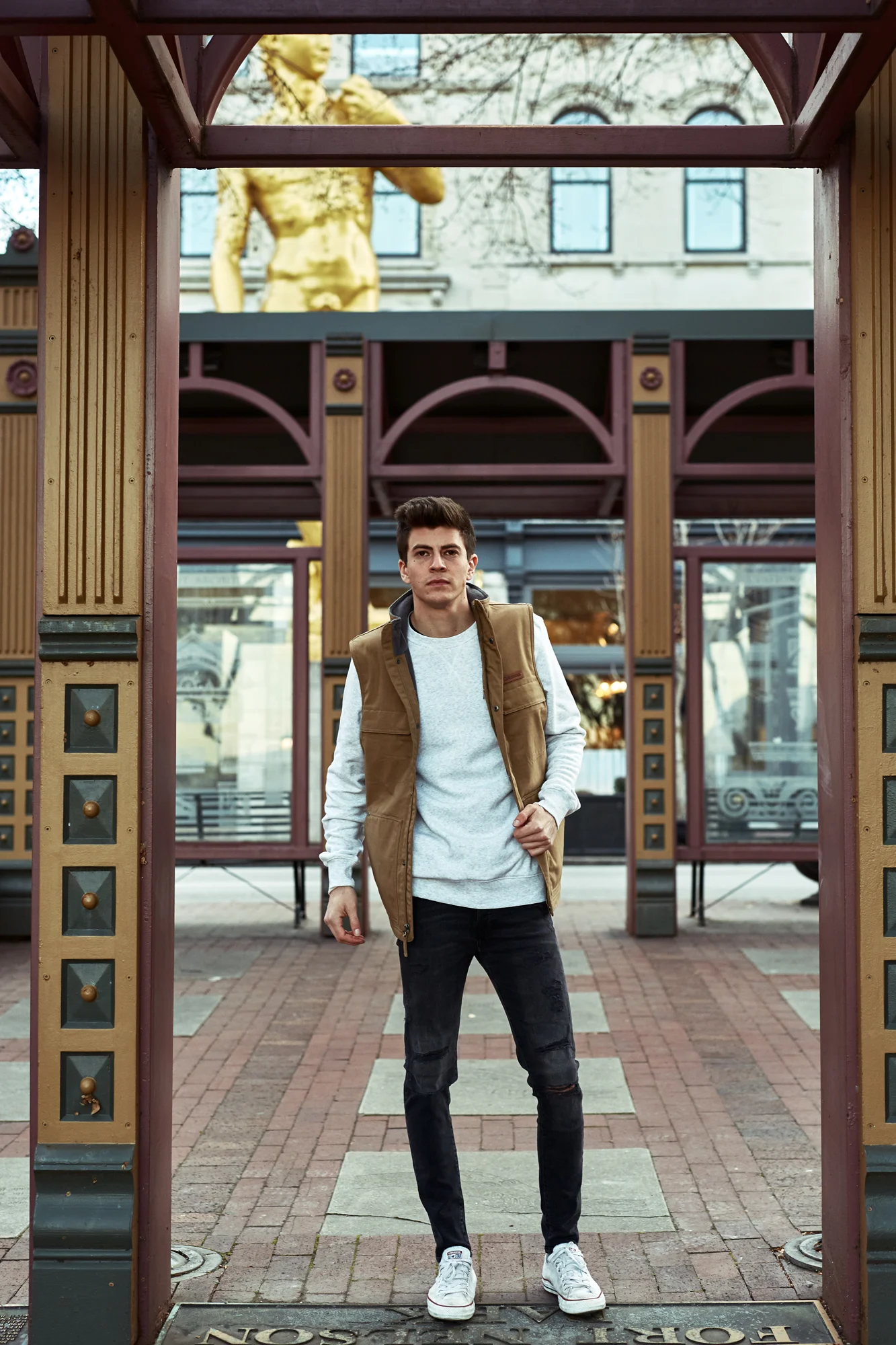 Jesse_Hart_Lookbook_20171221_Ryan_Noltemeyer_15_WEB.jpg