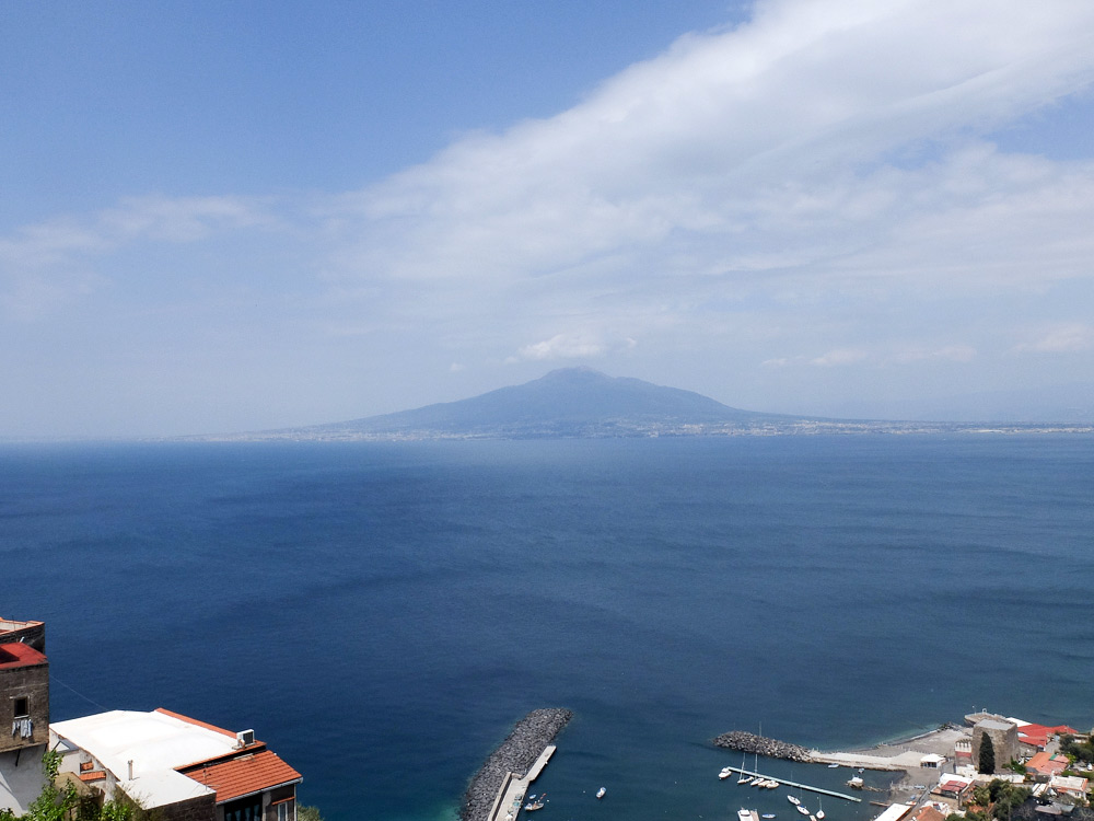 Amalfi-Coast-Travel-Guide-by-Cultivated-Wonder-0001.jpg