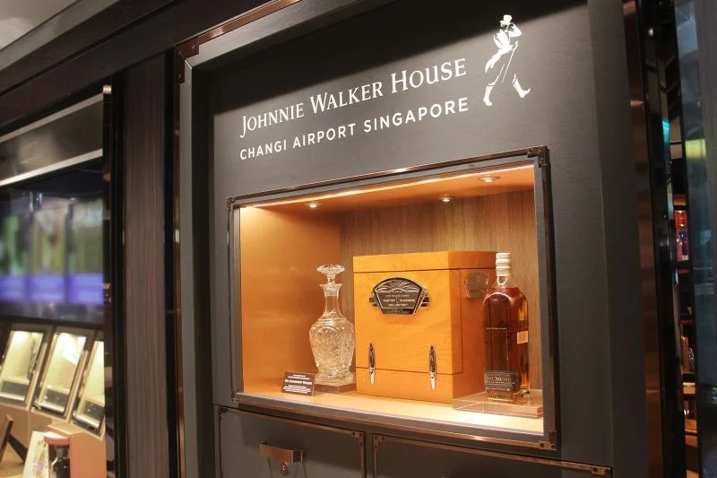 johnnie-walker-house-southeast-asia-changi-airport-singapore_4.jpg