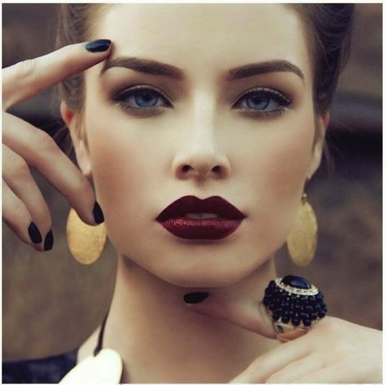 MAC "Sin," Image via makeupyourmindde.blogspot.hk