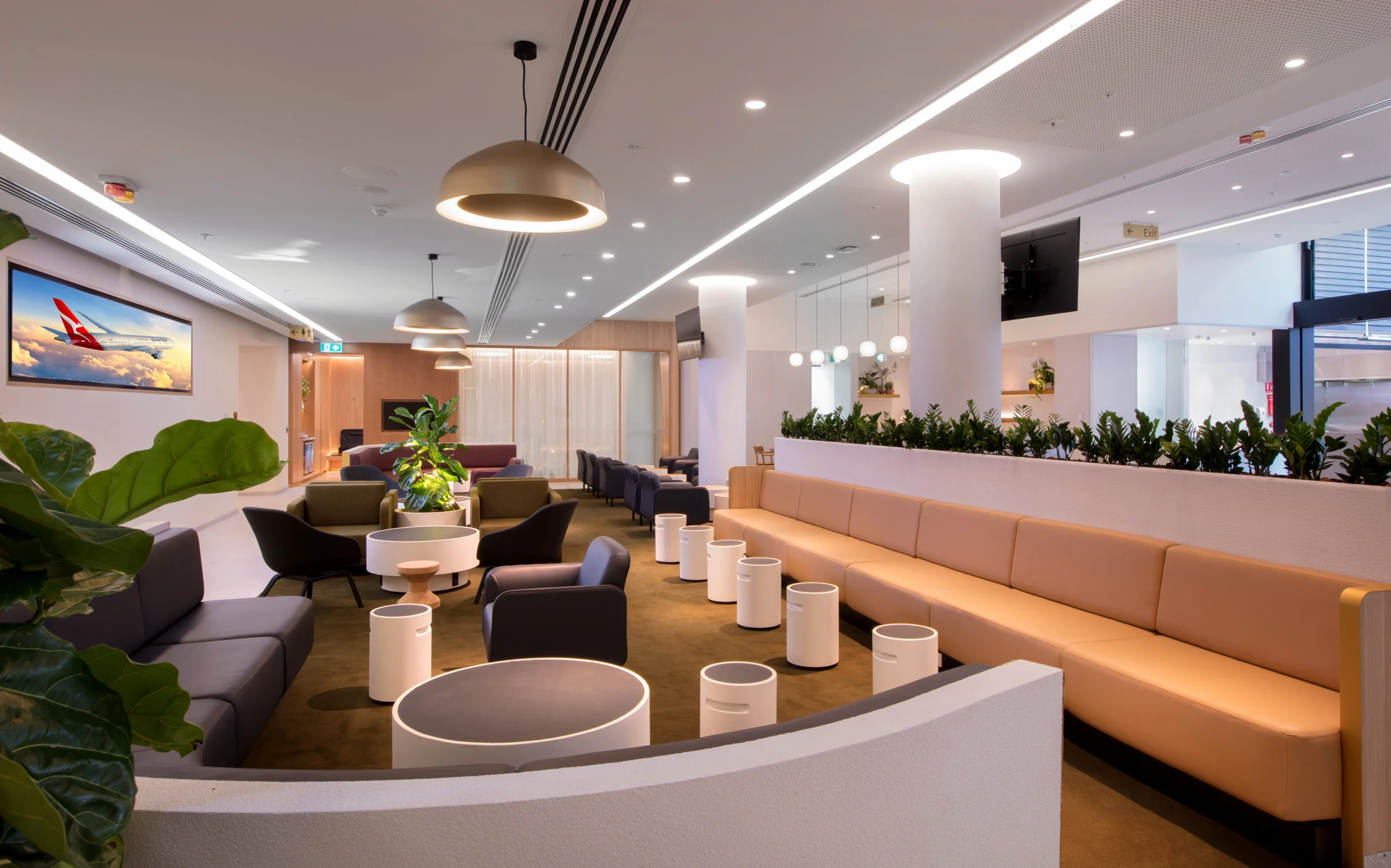 Lounge-seating-2+copy.jpg