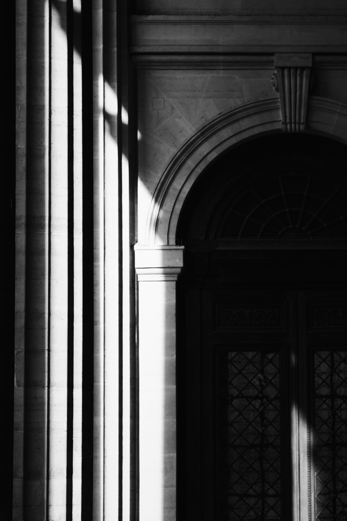 ÉGLISE SAINT-SULPICE, PARIS, FRANCE