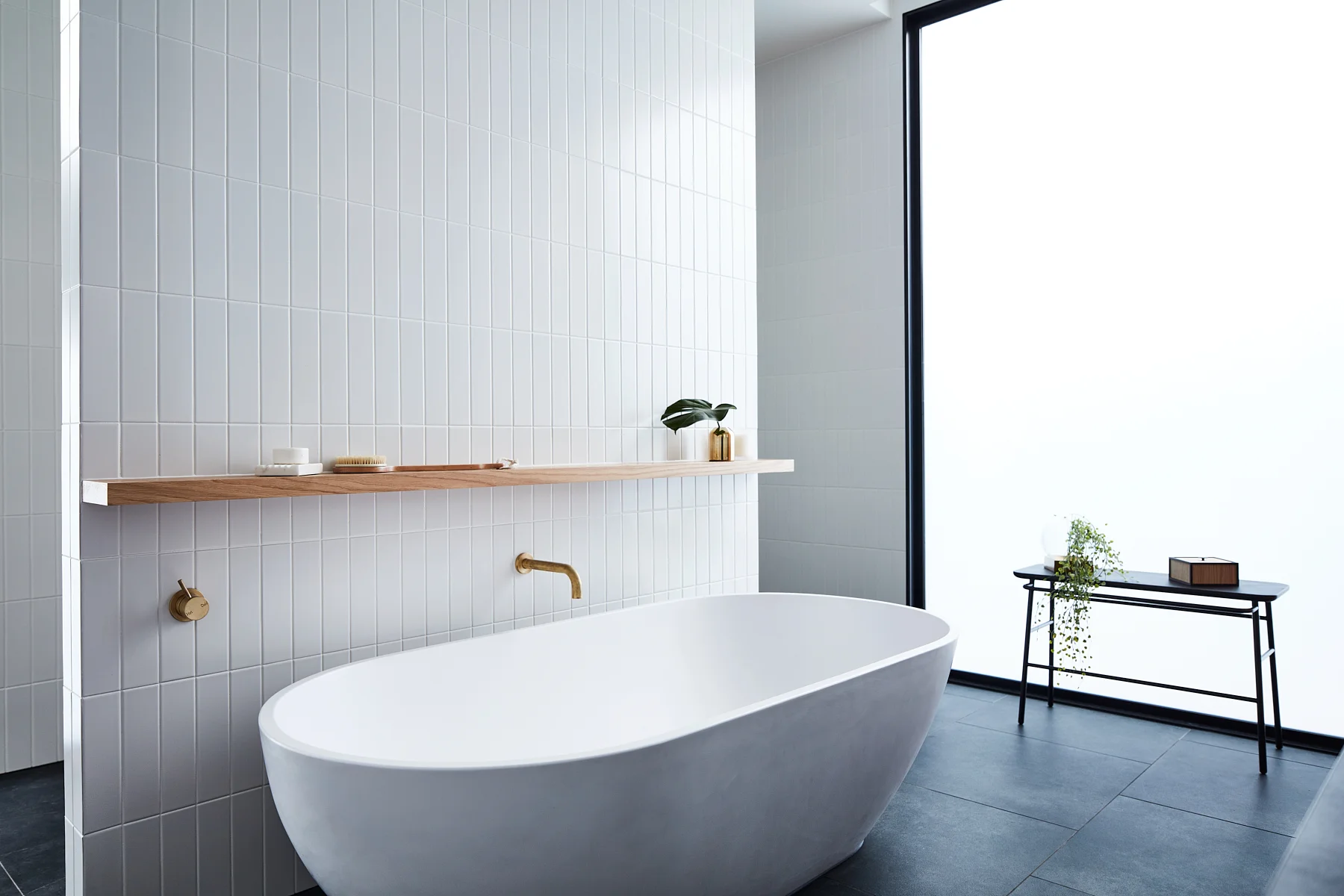 Lifespaces Courtyard House master bathroom