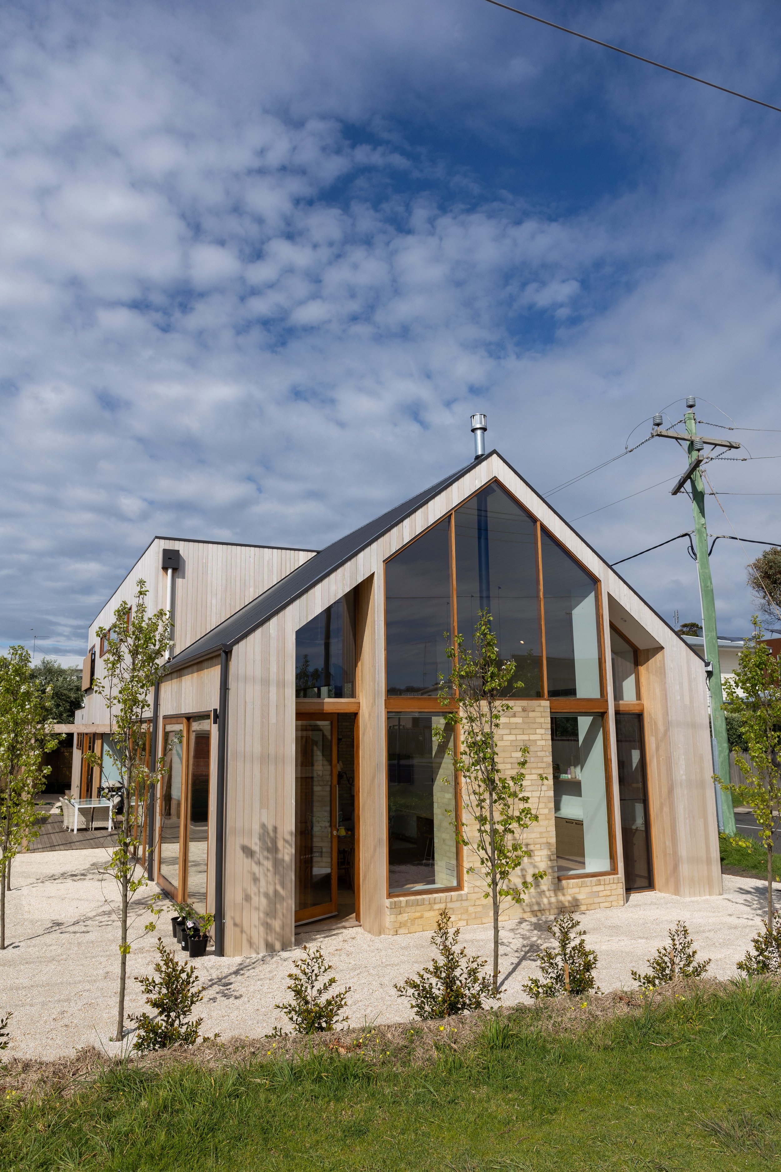  OCEAN GROVE, VIC - OCT 6TH, 2022 Genevieve Gange has just built a custom coastal home with Life Spaces Group one block from the beach in Ocean Grove. Photo : Ginger + Mint 