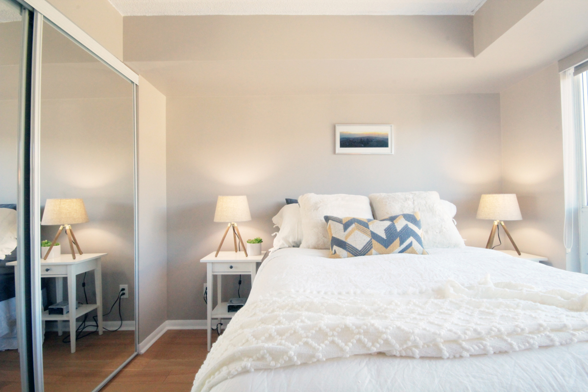 231 Fort York Blvd - 05 Bedroom Master.jpg