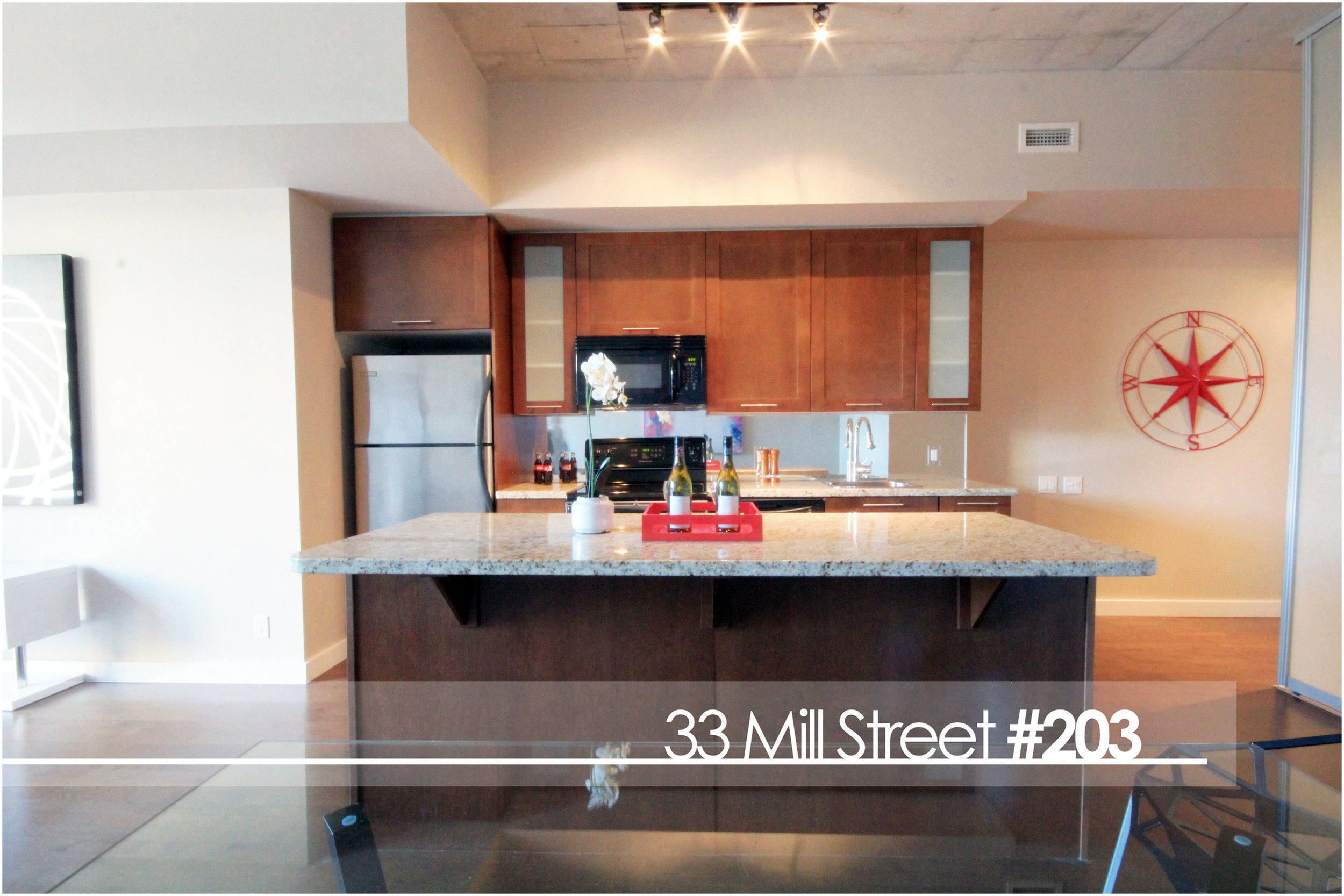 06 Kitchen Island 2.jpg