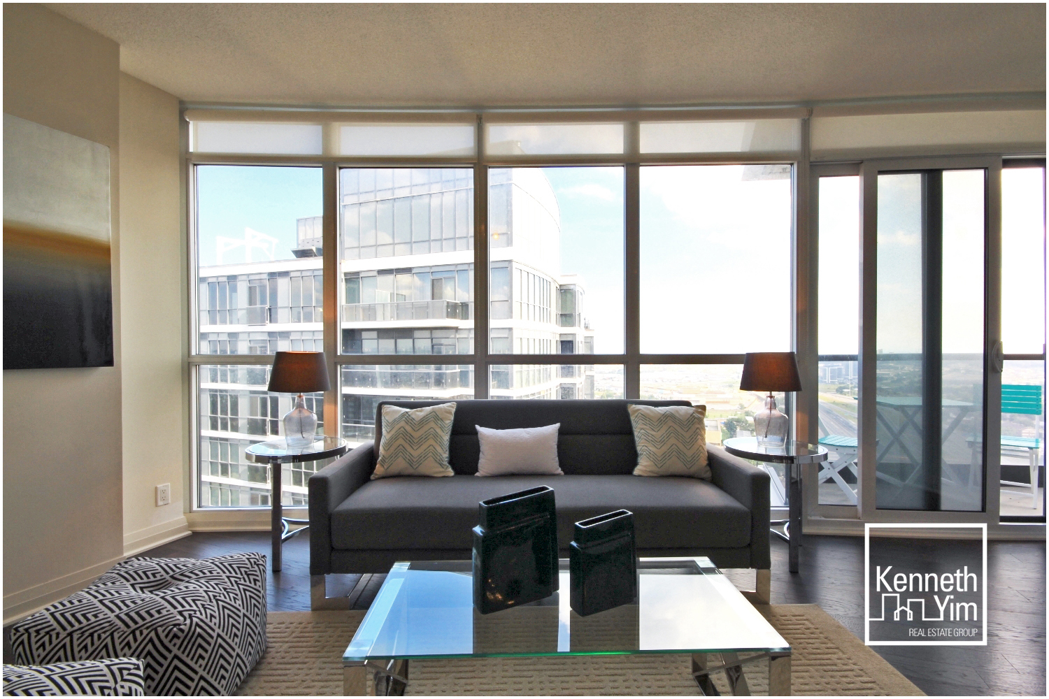 03 Living Room 3.jpg