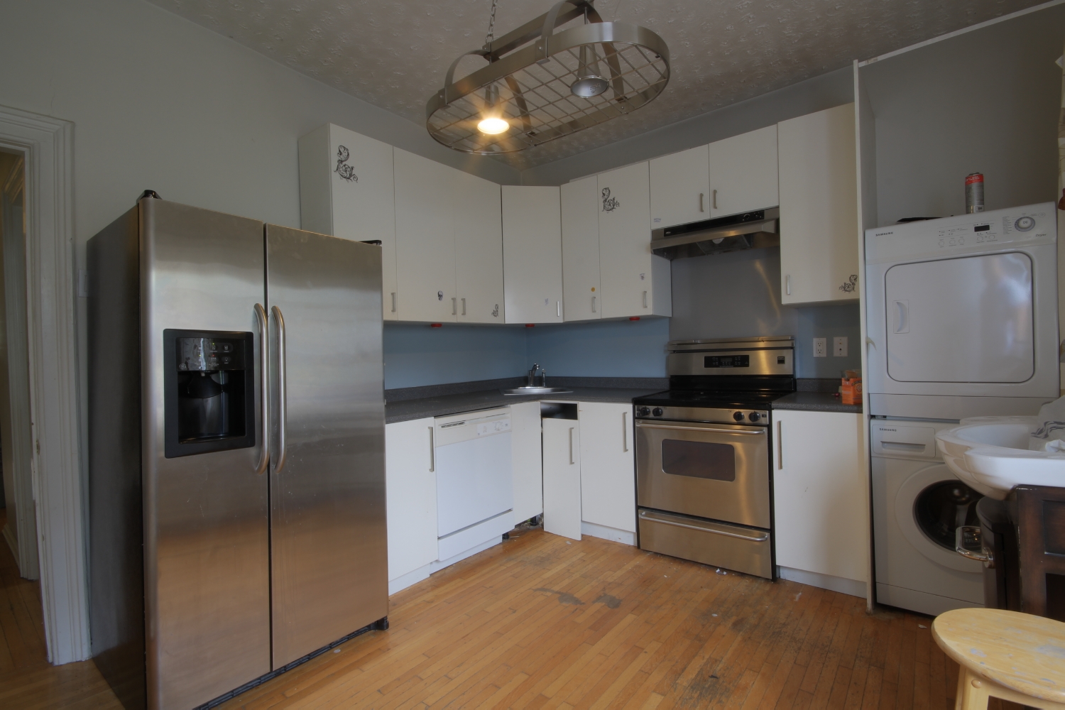 104 Upstairs Kitchen.jpg