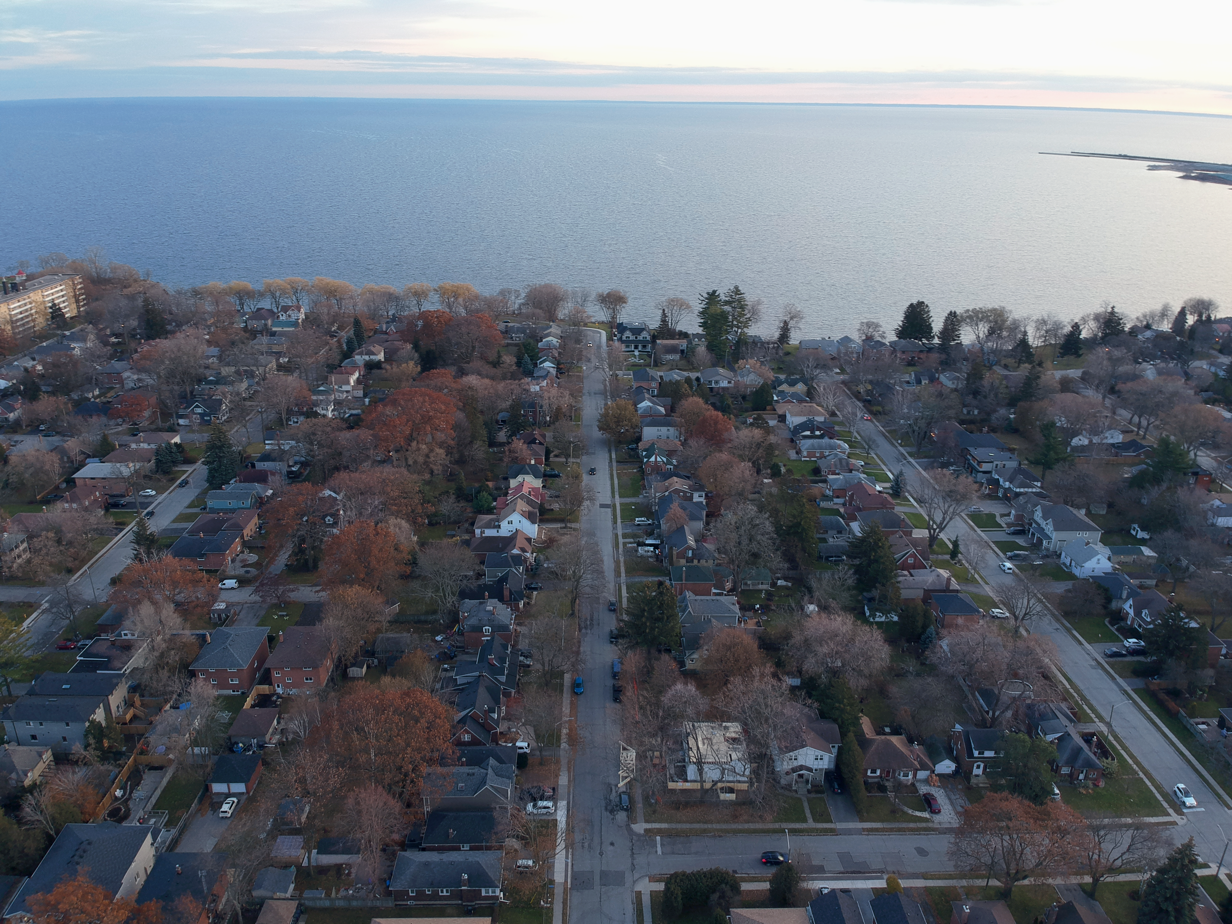 Empty Development Lot, situated just 300m away from Lake Ontario.