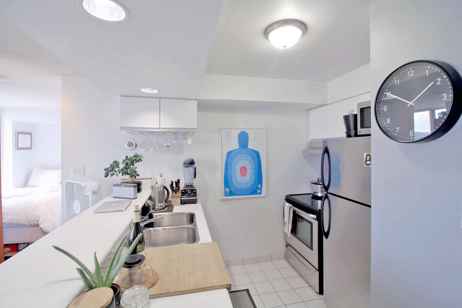 03 - 801 King Street West 907 - Kitchen 4.jpg