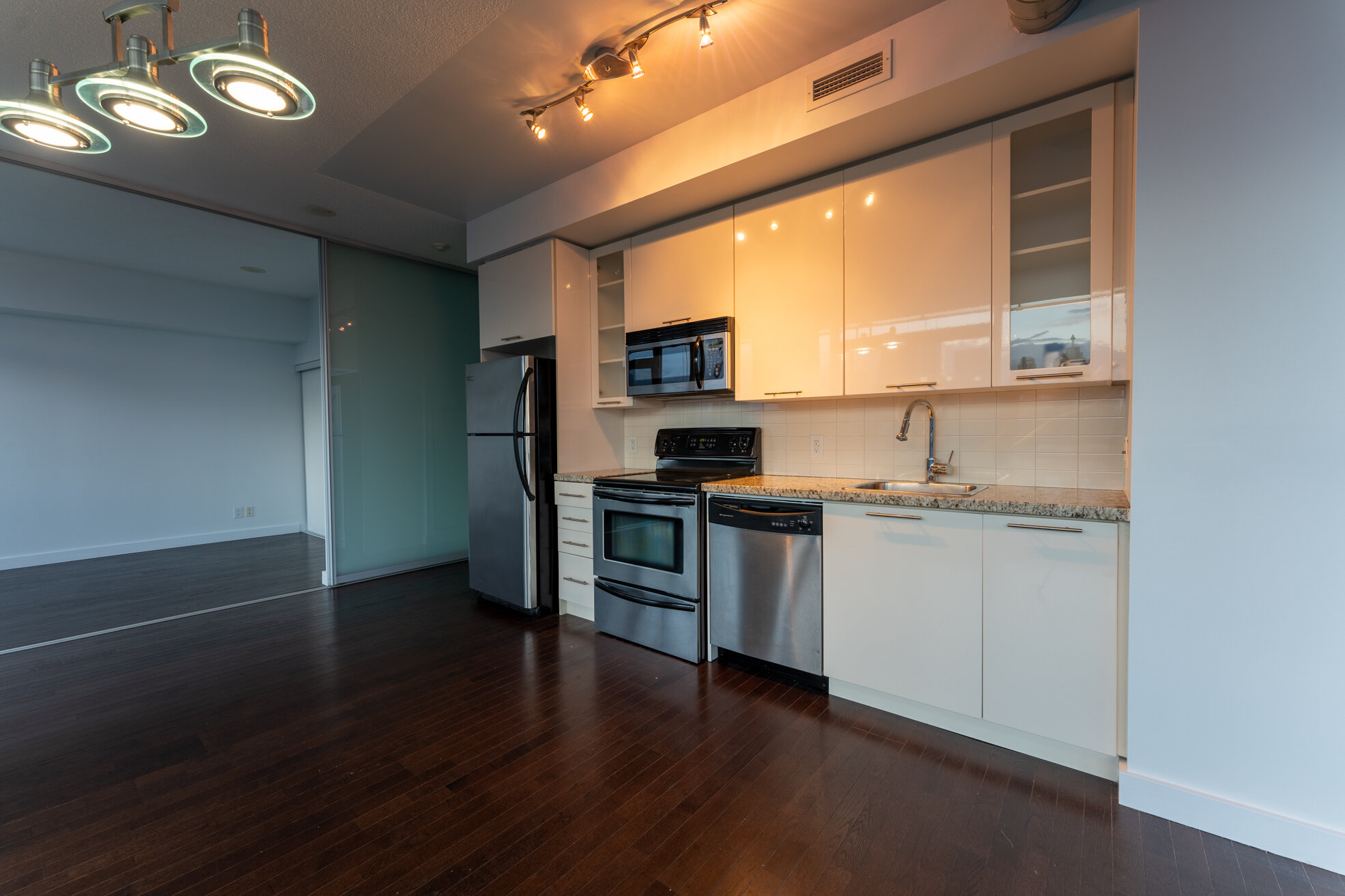 JUST LEASED: 33 Mill St #1808