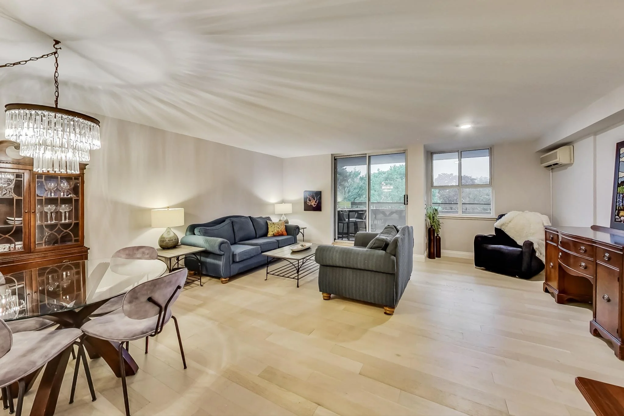 SOLD: 80 Inverlochy Blvd #206