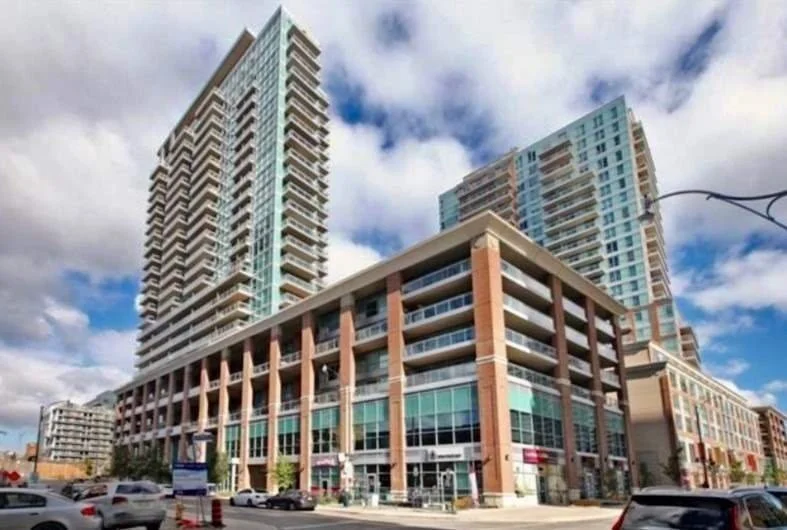 LEASED: 100 Western Battery Road 2005