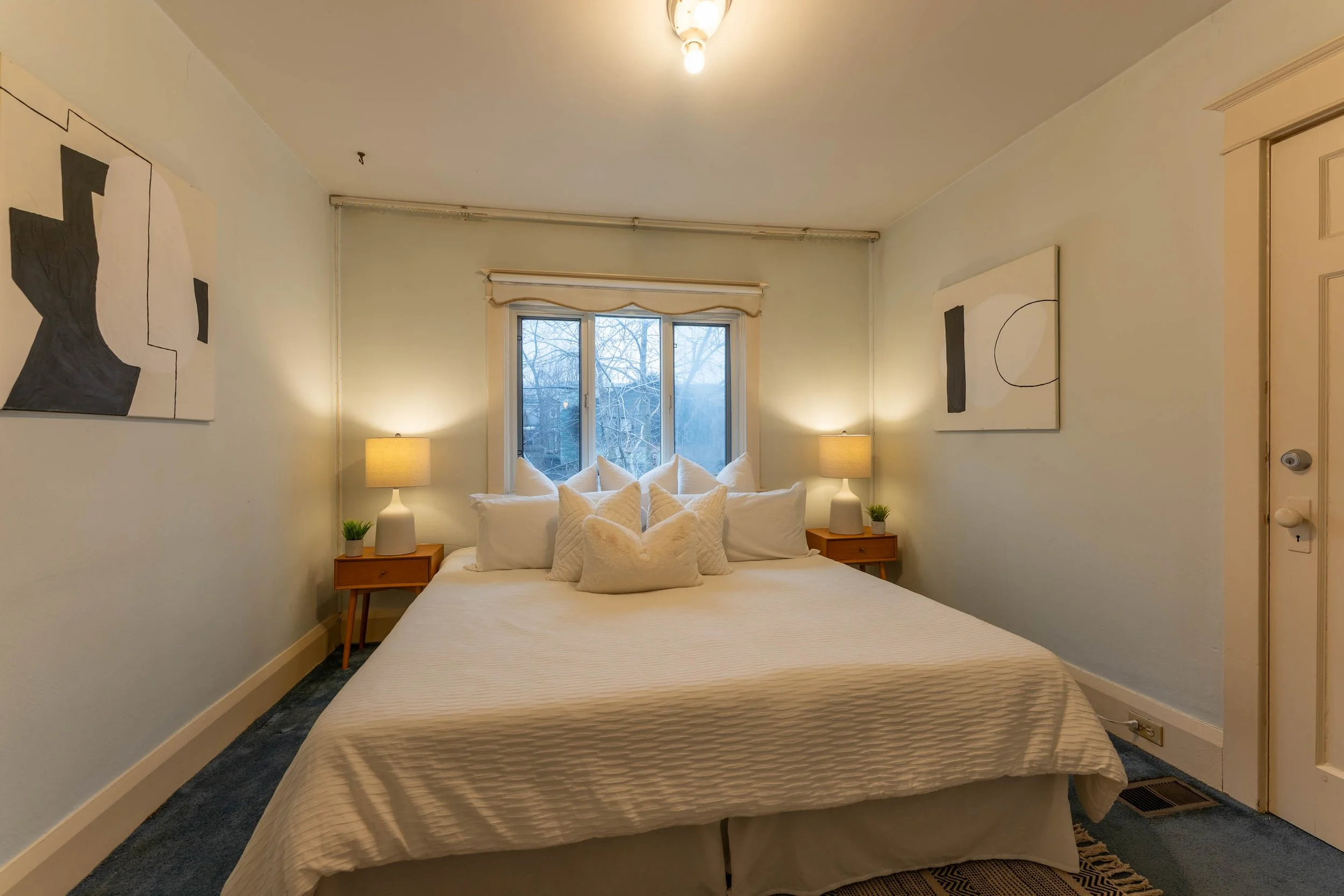 14 - DSC09386-HDR.jpg