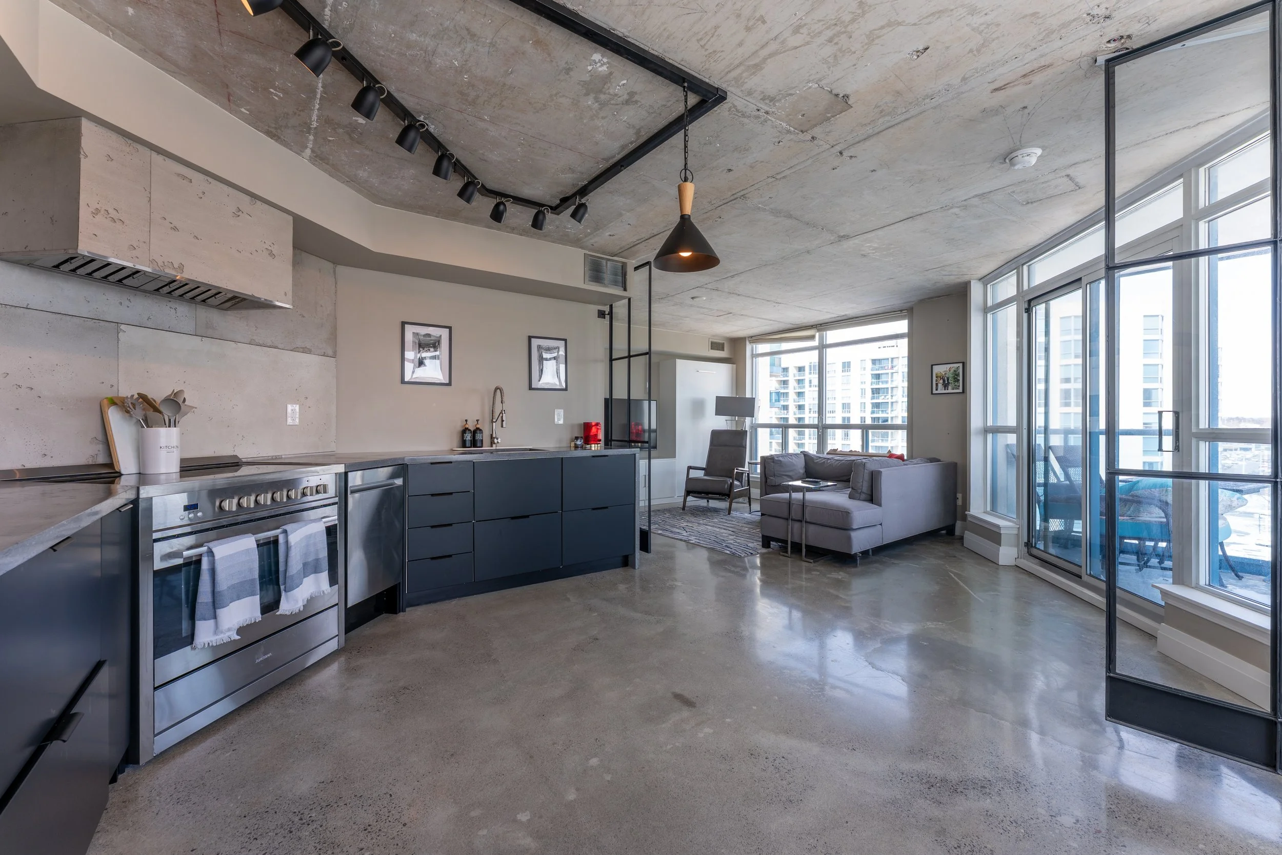 03 - DSC09892-HDR.jpg