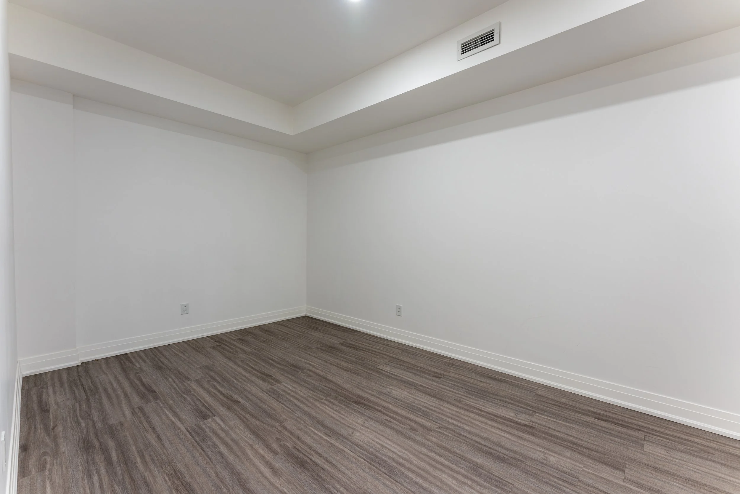 10 - DSC00186-HDR - Bedroom 3.jpg