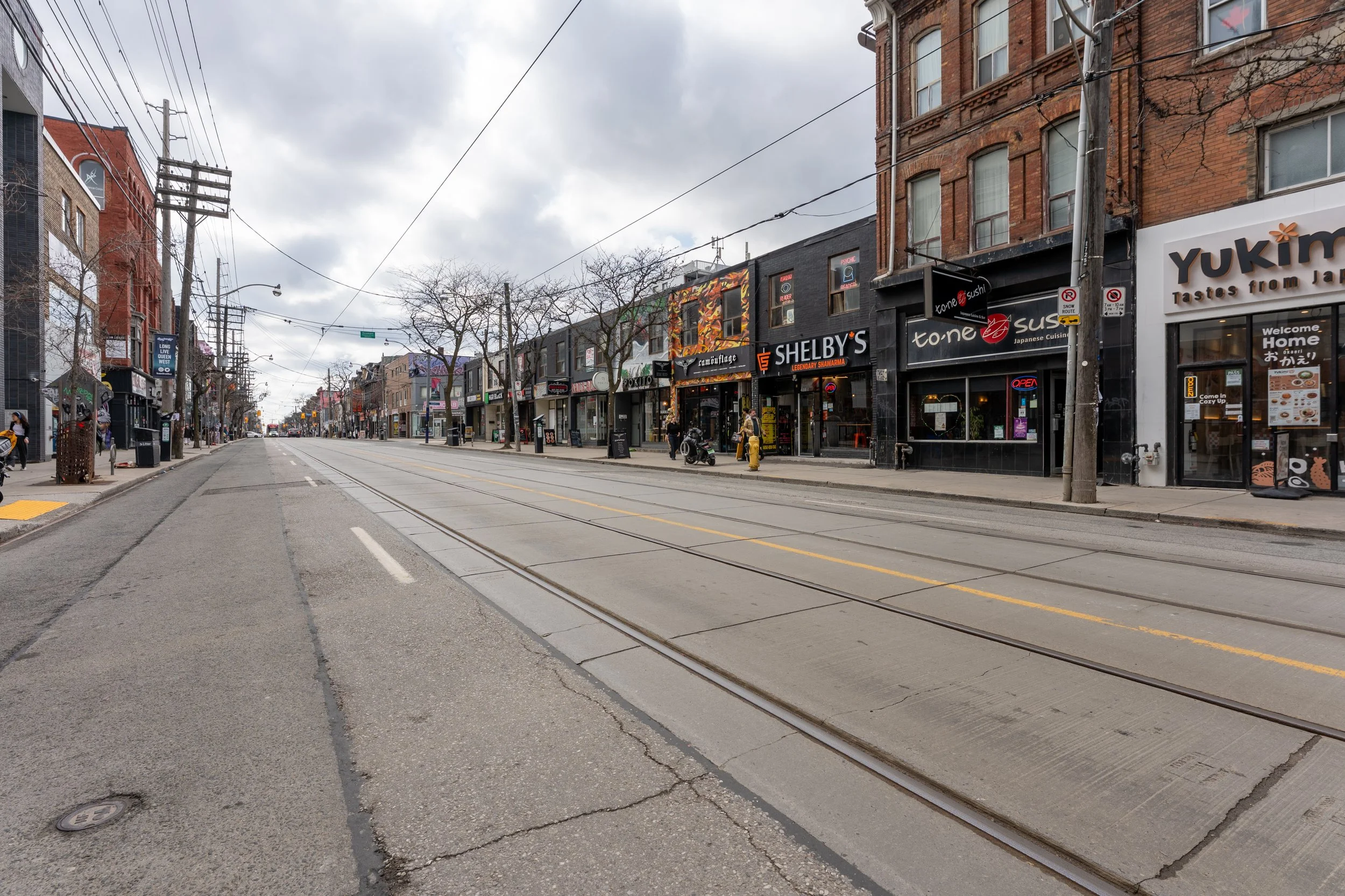 15 - DSC00231-HDR - Exterior Queen Street.jpg