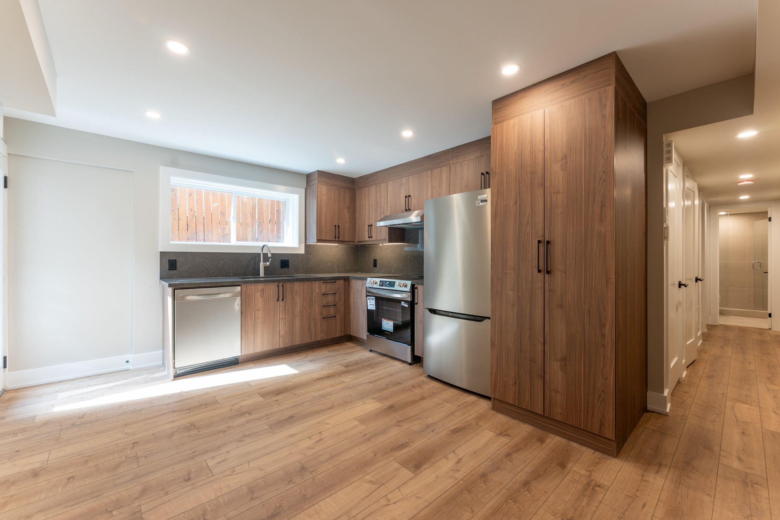FOR LEASE: 352 Jones Avenue #1