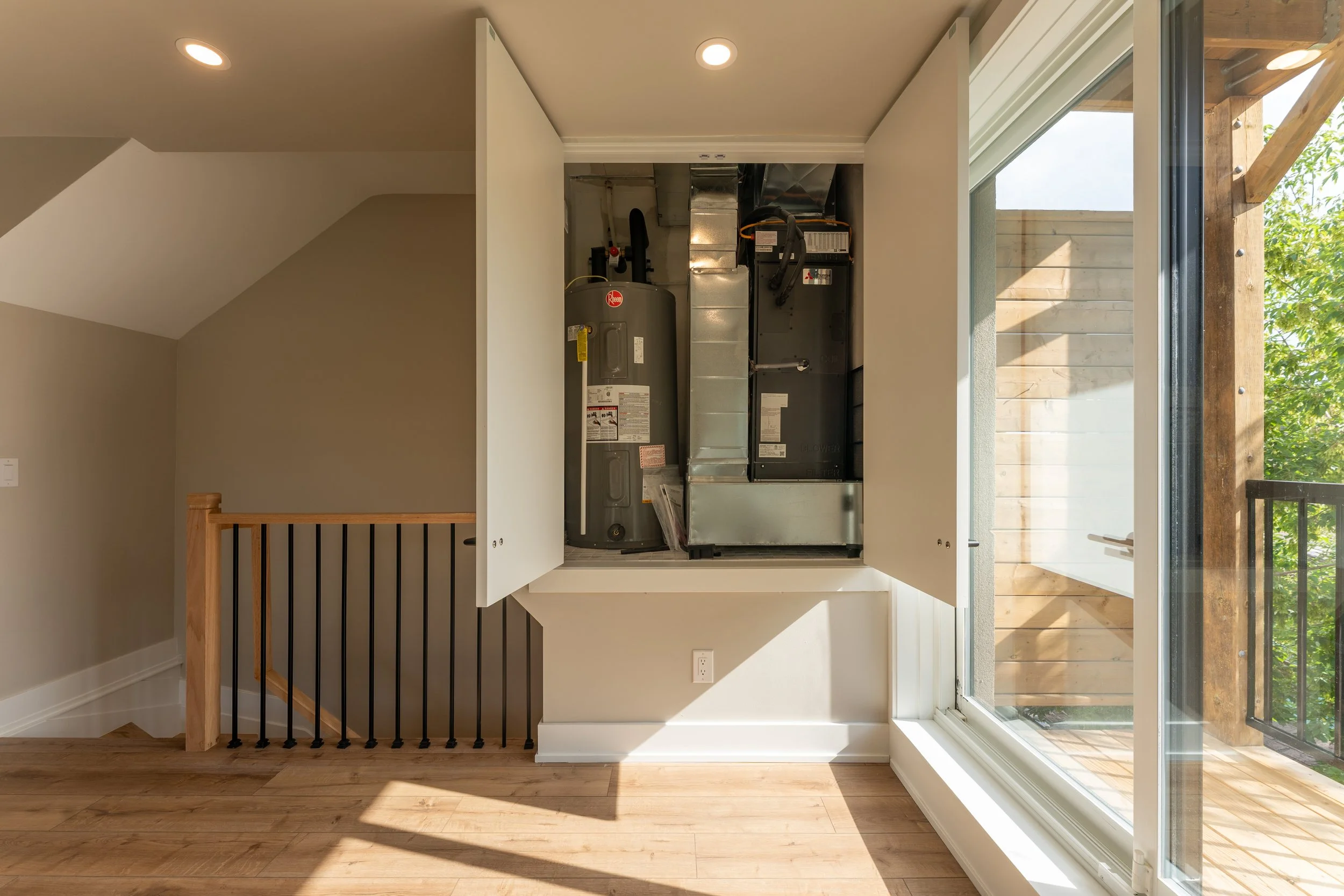 10 - DSC01308-HDR - HVAC.jpg