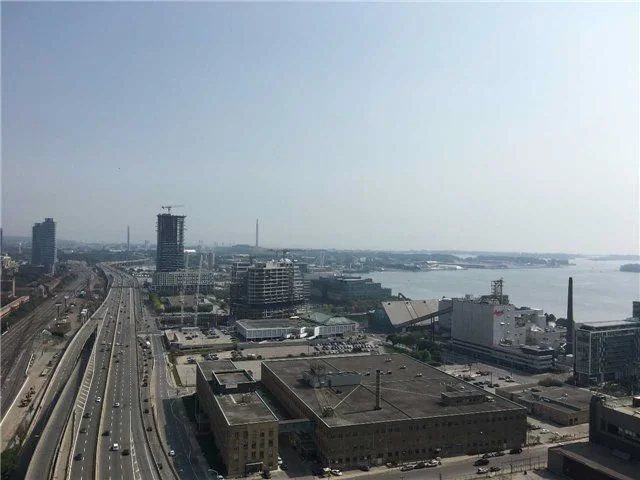 C3933221_4.jpg