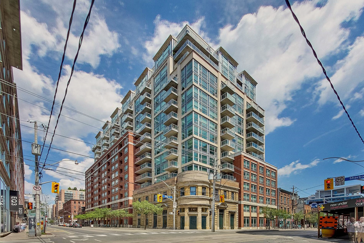 12 - Amenities - Exterior Building - Matched.png