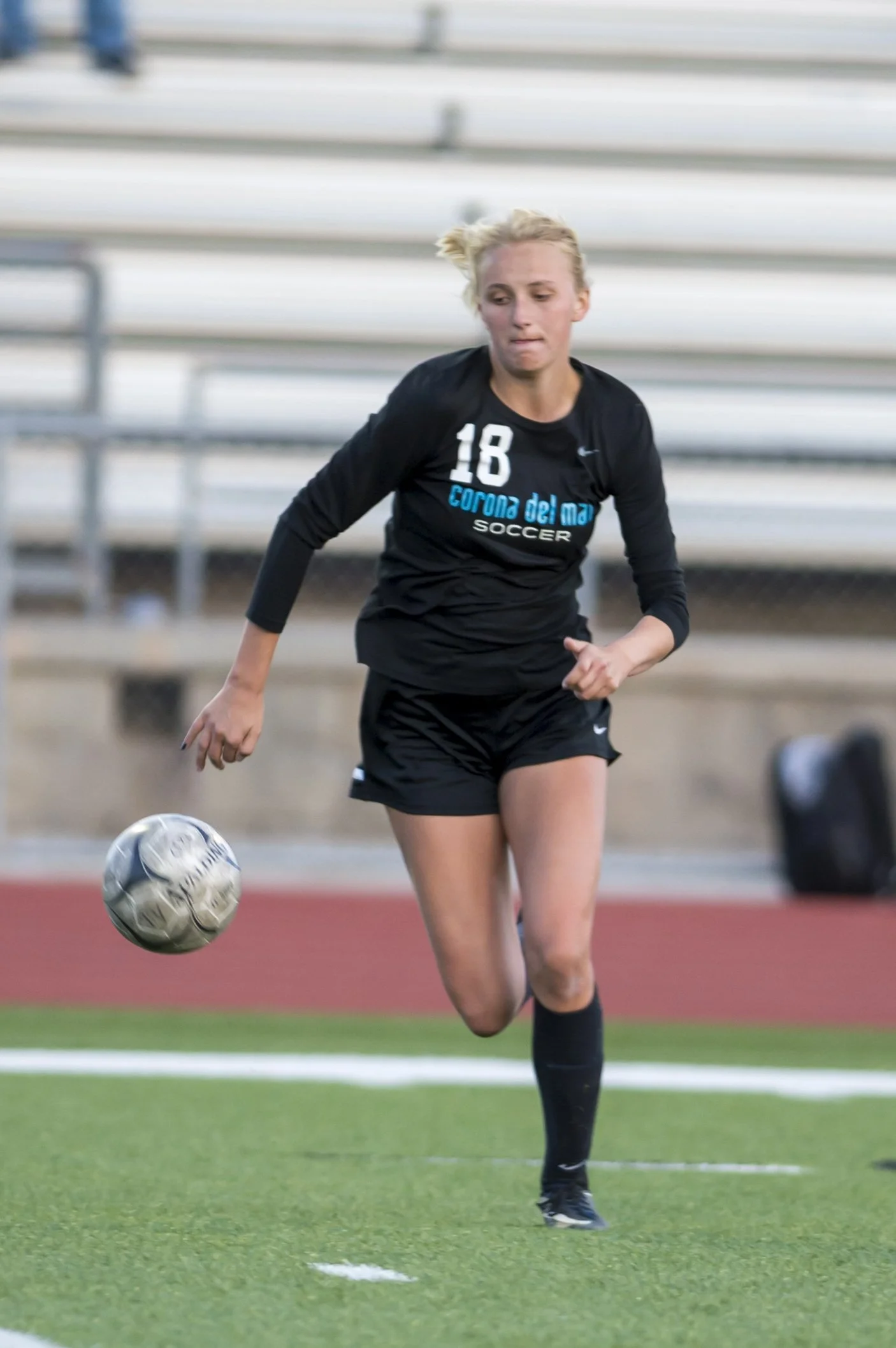 CdM_GirlsSoccer_2018-41.jpg