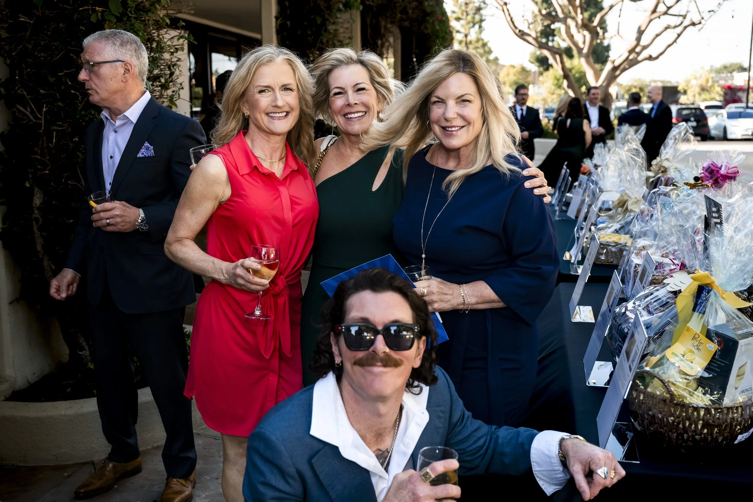 CocktailHour-55.jpg