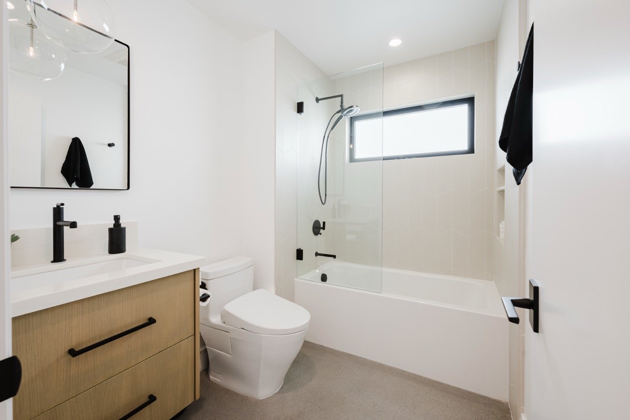 BedroomsBathroom-3 Large.jpeg