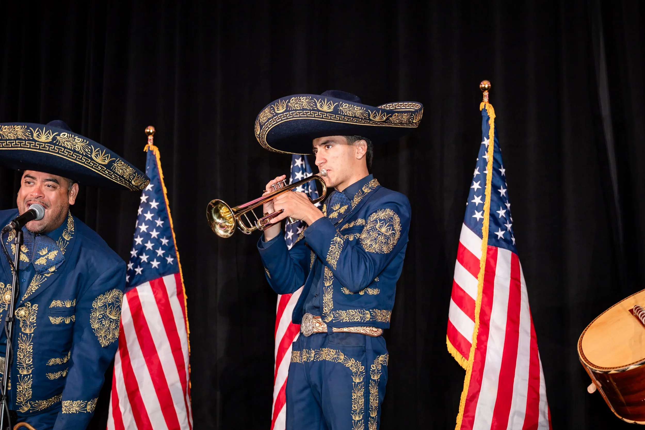 Hispanic100-385.jpg