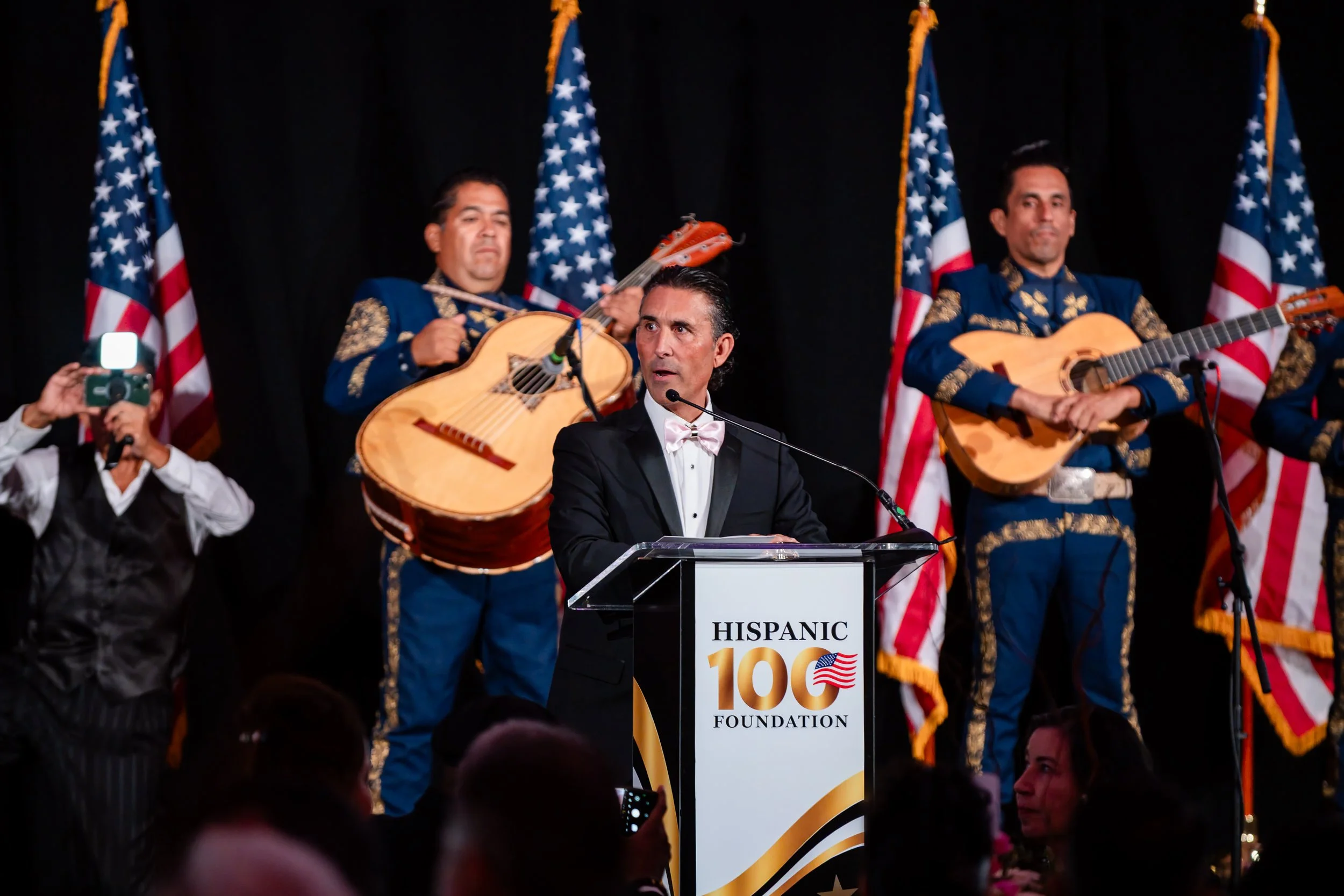Hispanic100-412.jpg